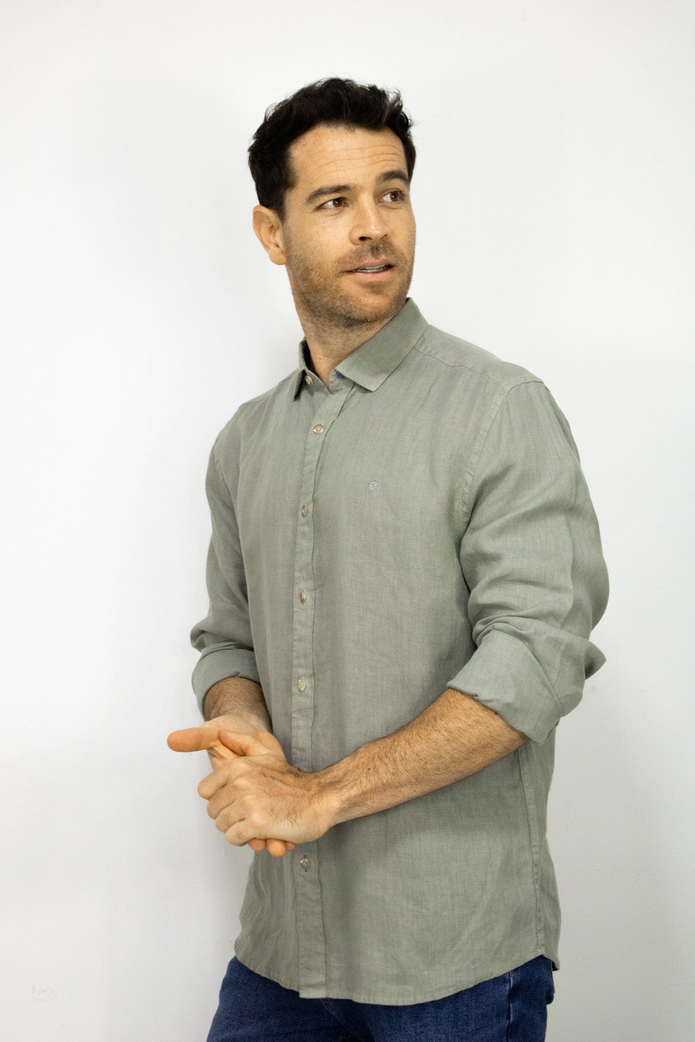 CAMISA LINO MANGA LARGA VERDE PARA HOMBRE - imagen 2