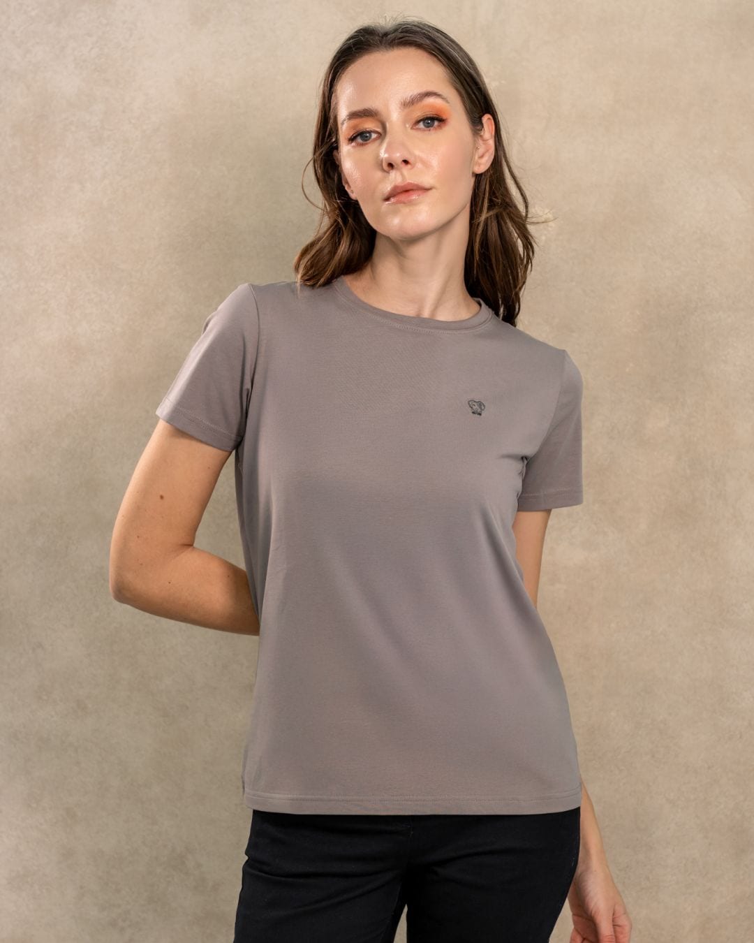 Camiseta Antimanchas de Mujer Arena - Talla Regular - imagen 1