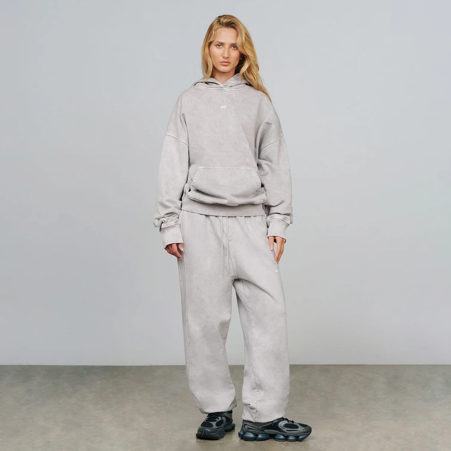 True Classic Jogger - Washed Gray - imagen 16