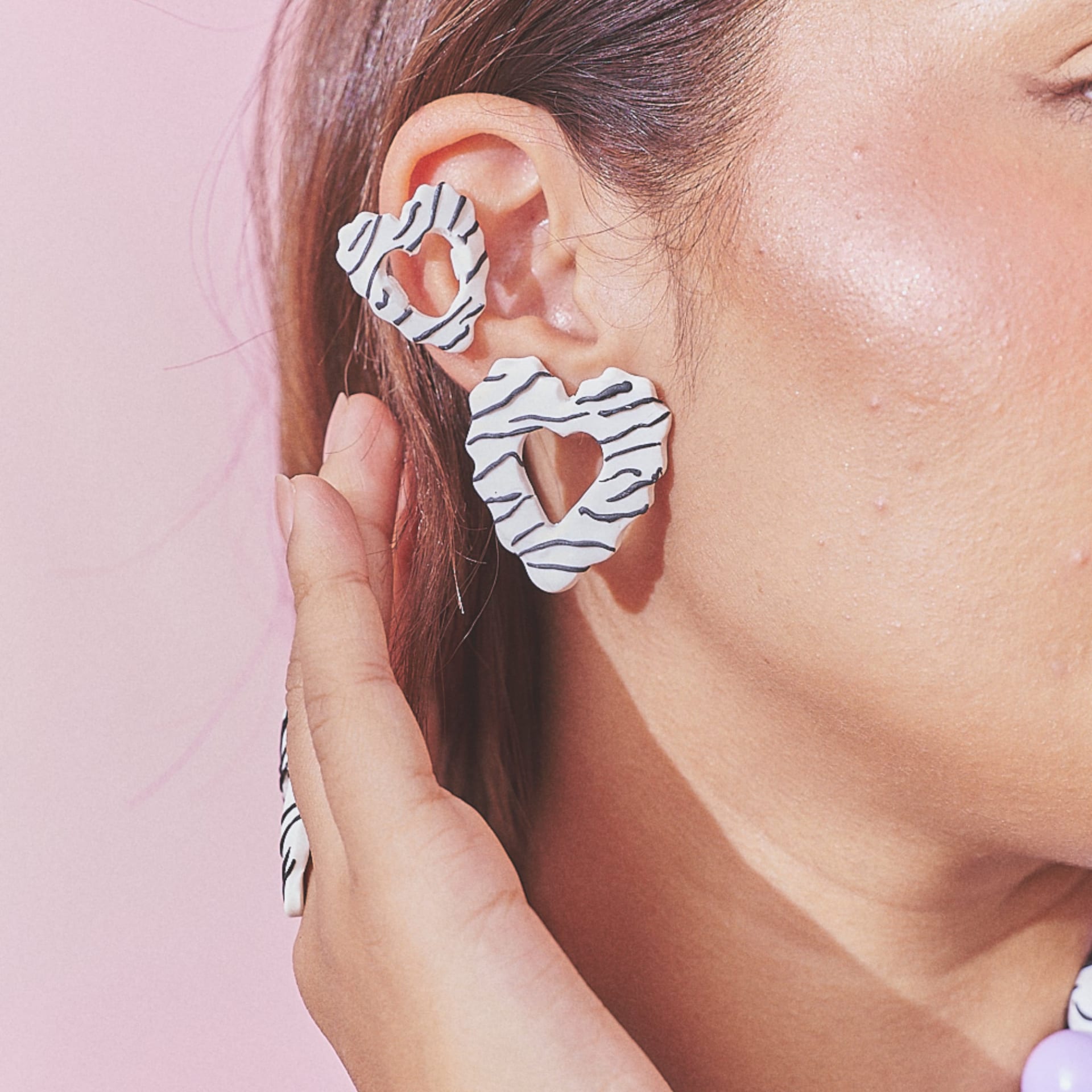 Earcuff Corazón Rayado - imagen 2
