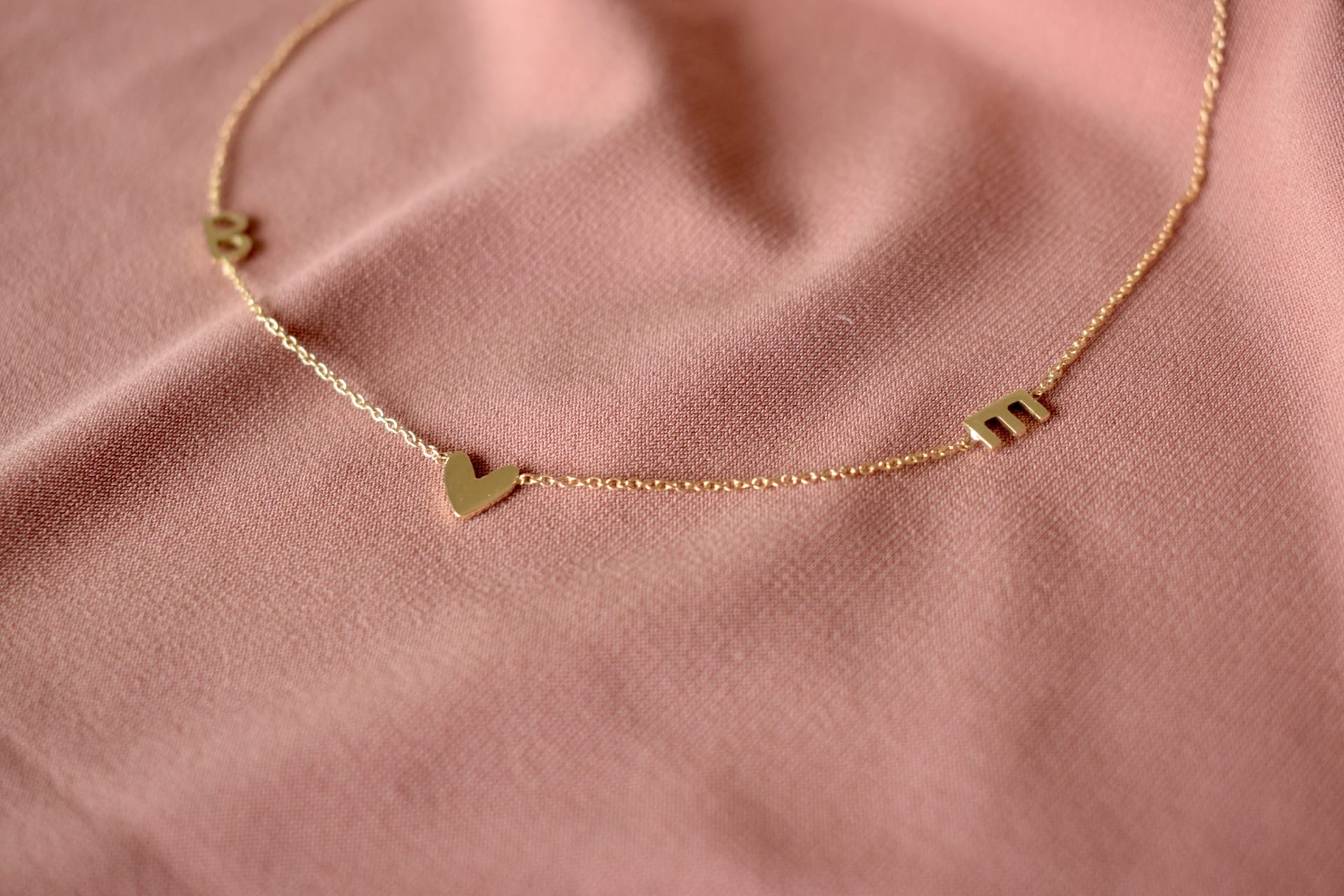 Collar Iniciales - imagen 1