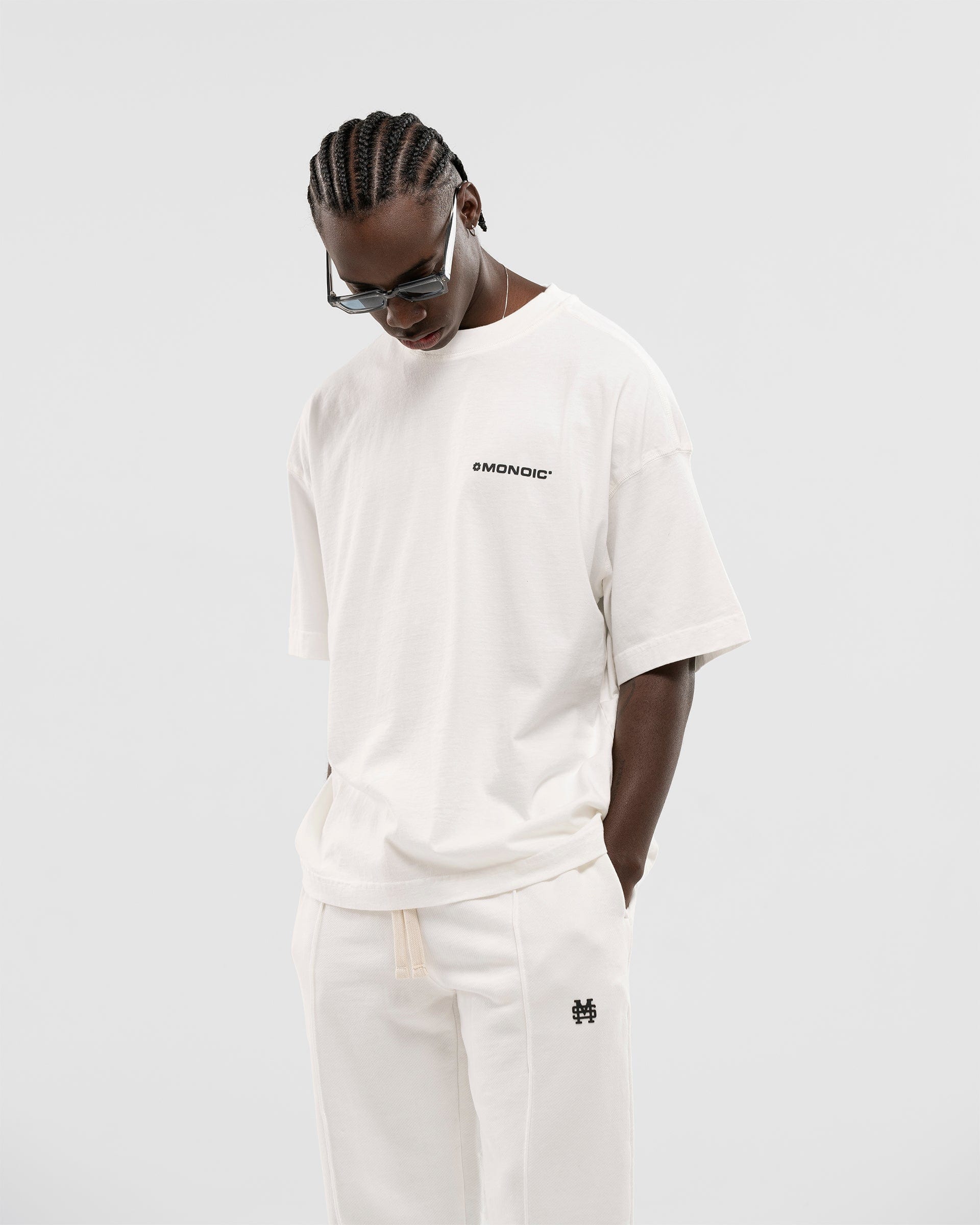 Camiseta Boxy Fit Básica V2 - Off White - imagen 2