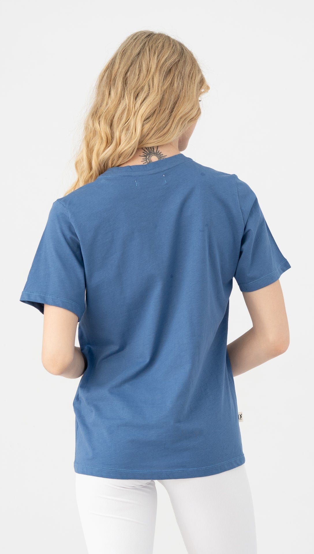 T-Shirt Beverly Hills Blue Flower Sky - imagen 3