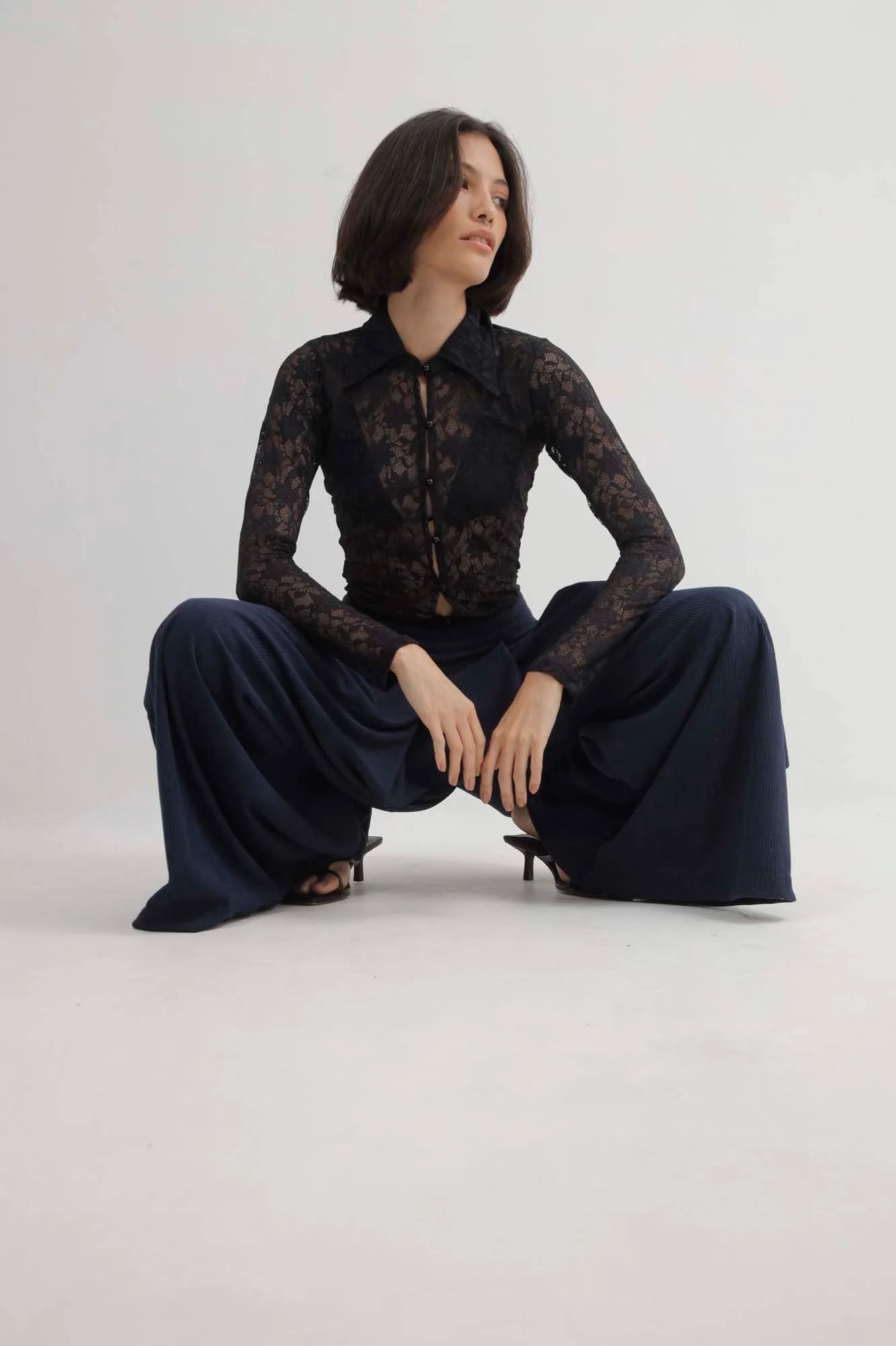 SYLVANNA BLACK LACE - imagen 25