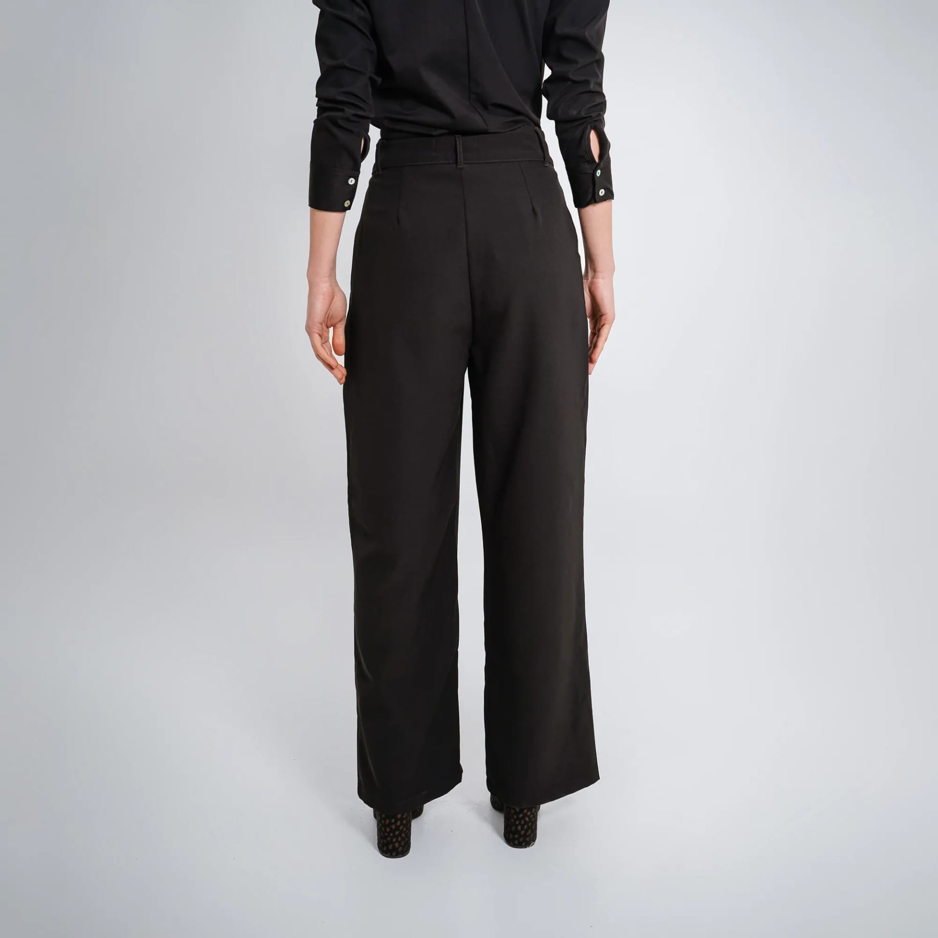Pantalon Tiro Alto Bota Recta - imagen 16
