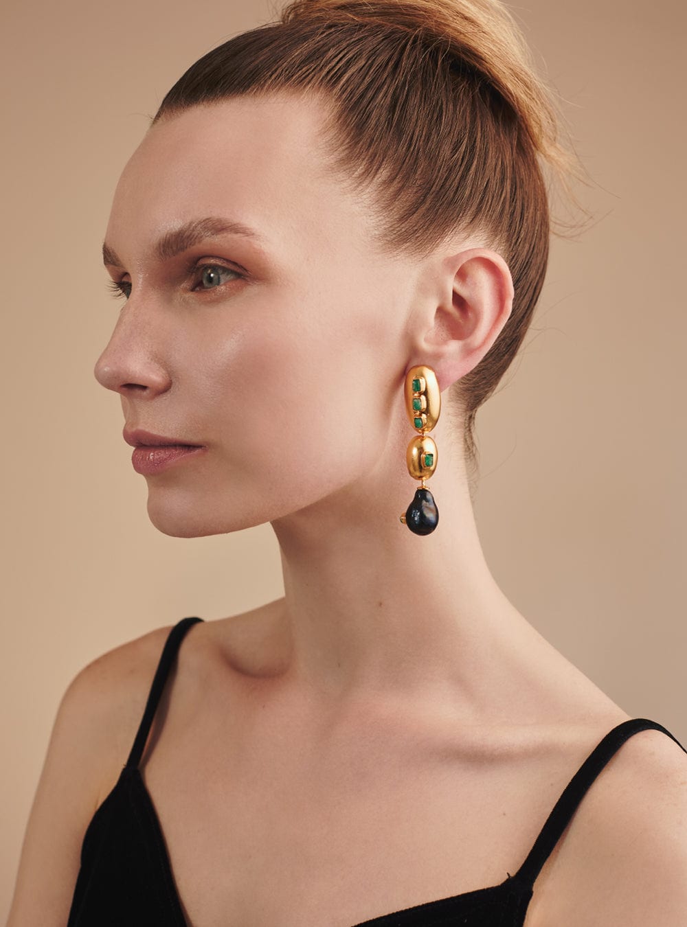 Bossa Noire Mid Earrings - imagen 2