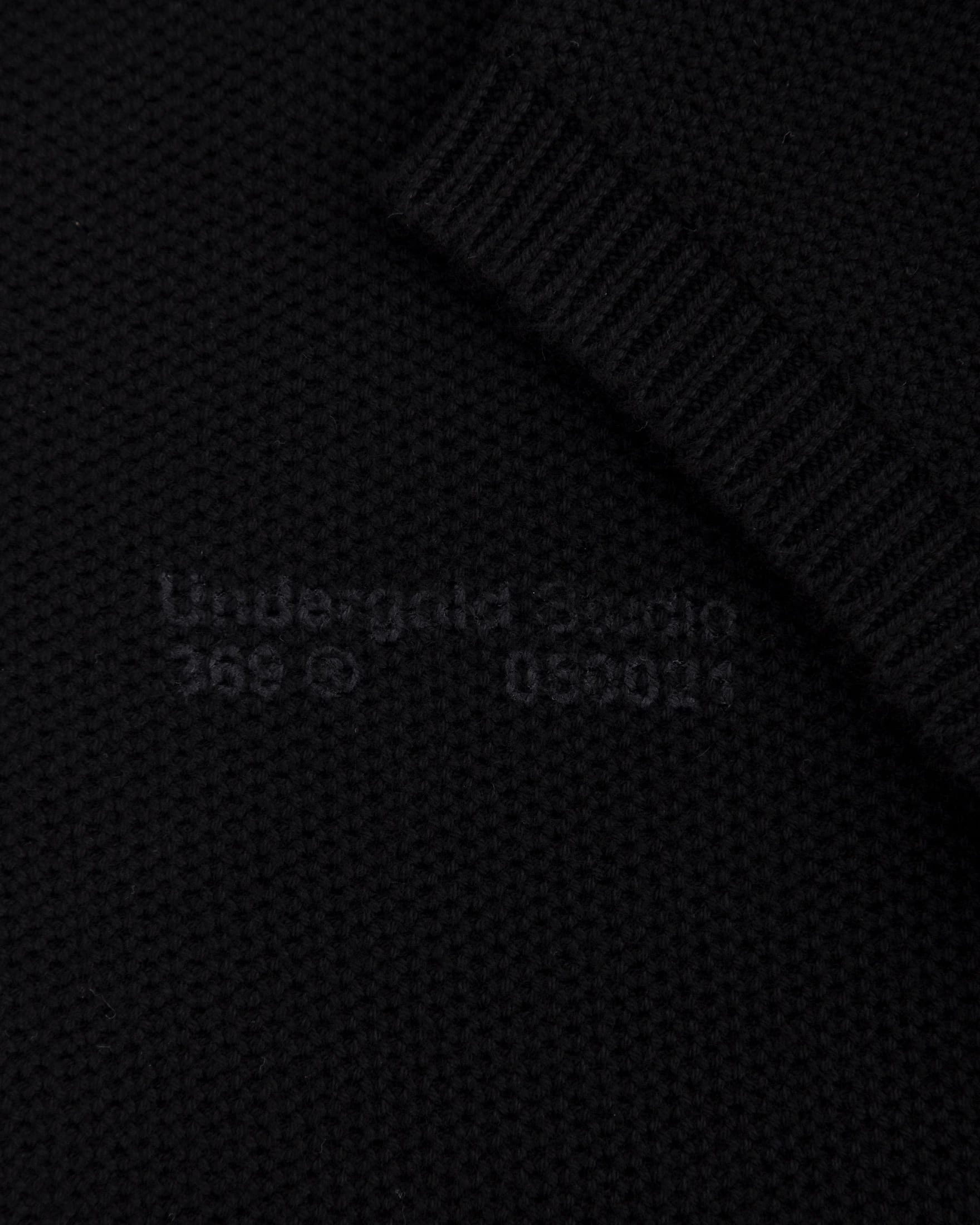 W Holy State Undergold Studio Polo Shirt Black - imagen 4