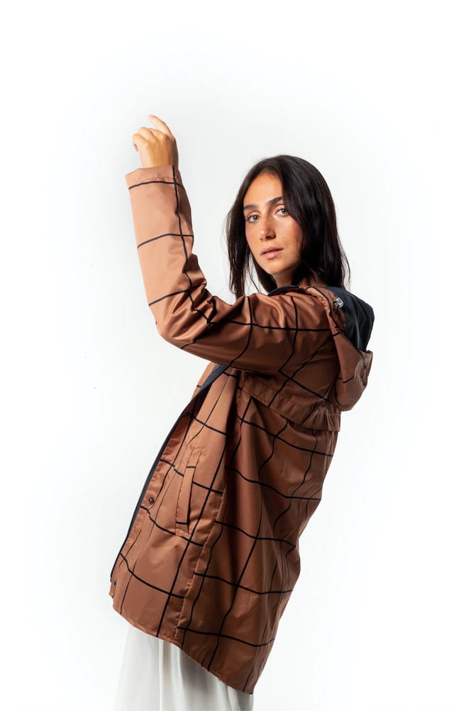 RAINCOAT ARADO (PRE-ORDER) - imagen 3