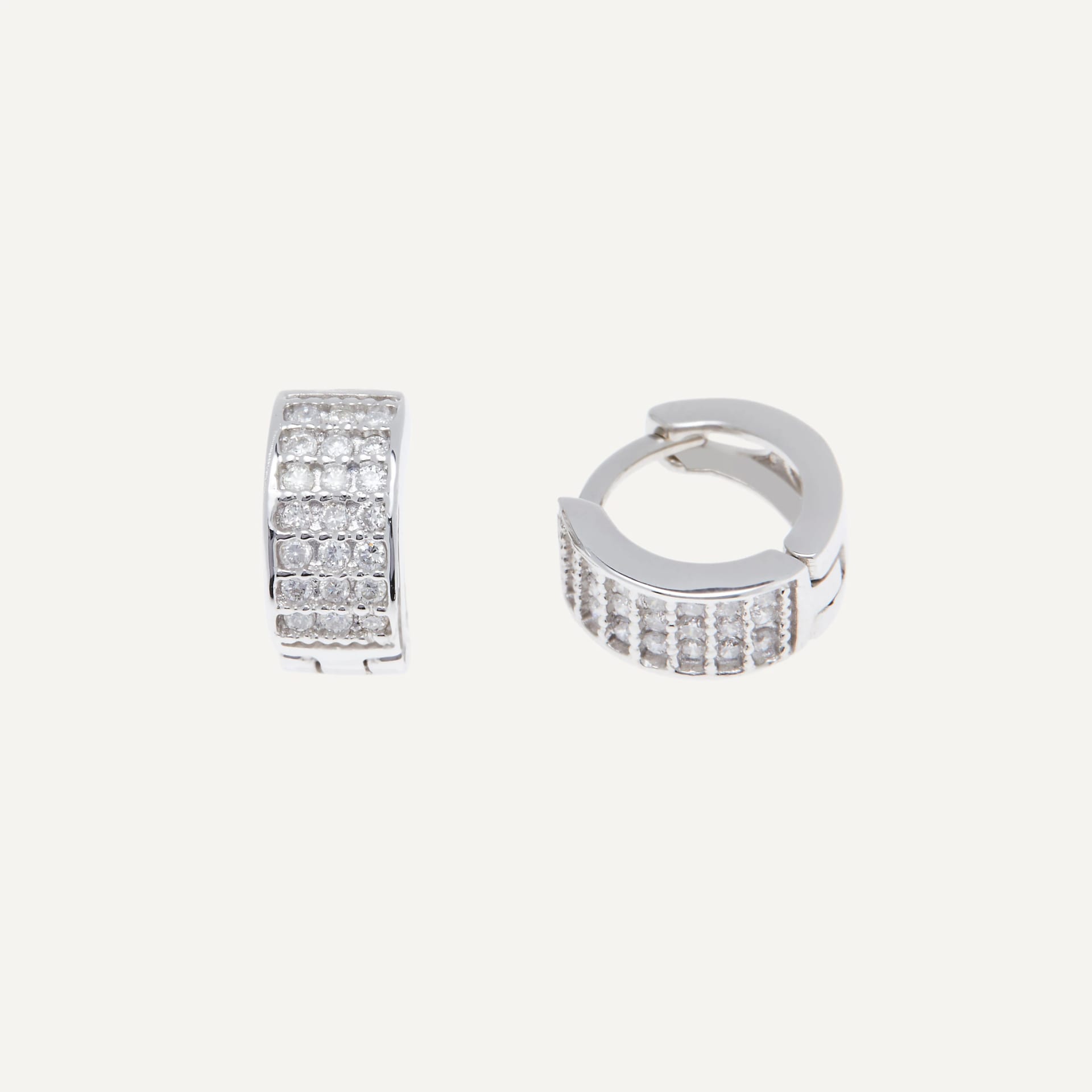 Arete Huggie Chubby tres lineas - imagen 1