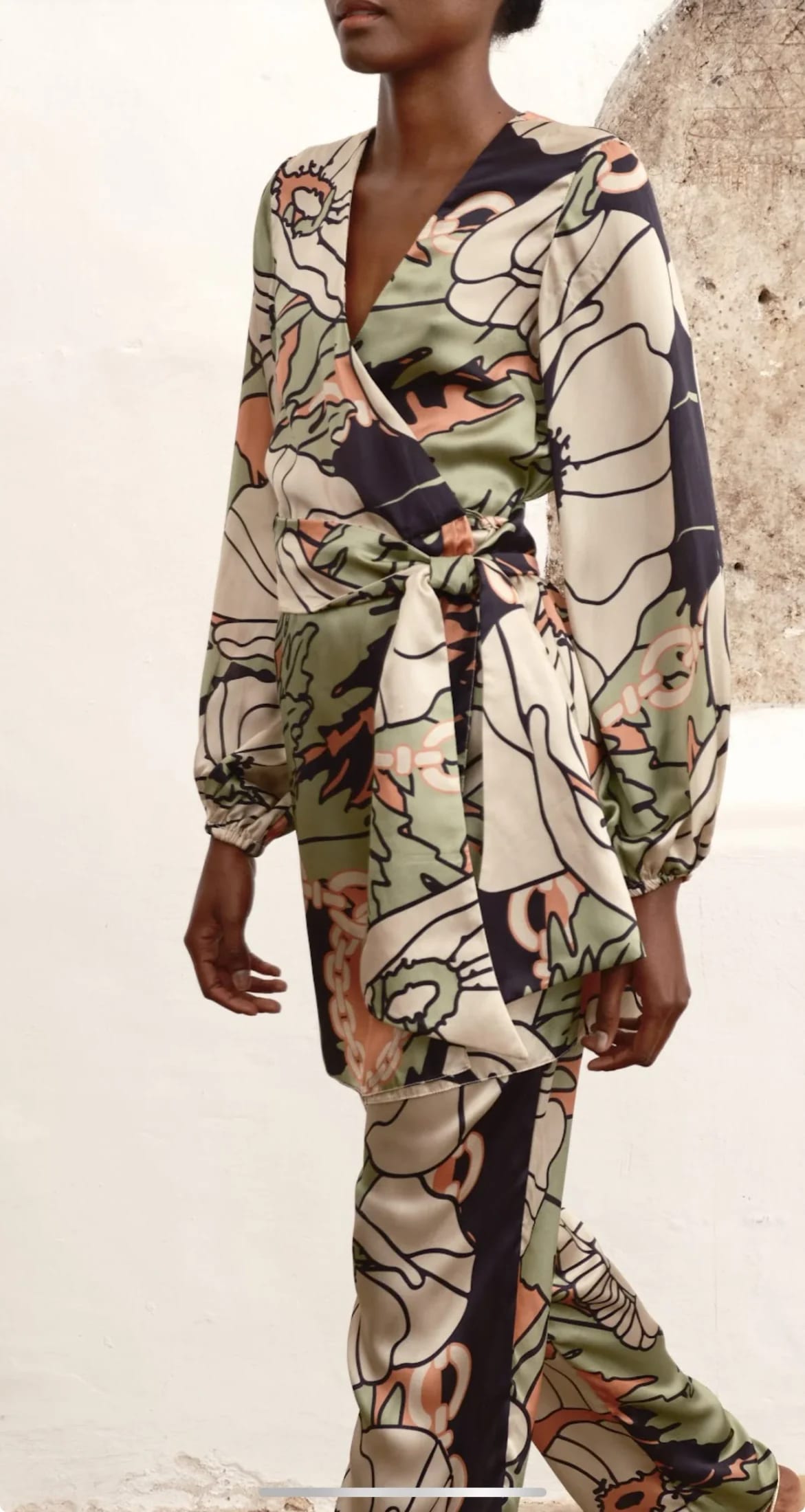 Santo Tomas Satin Silk Pants / Sage Gladiolos Garden - imagen 8