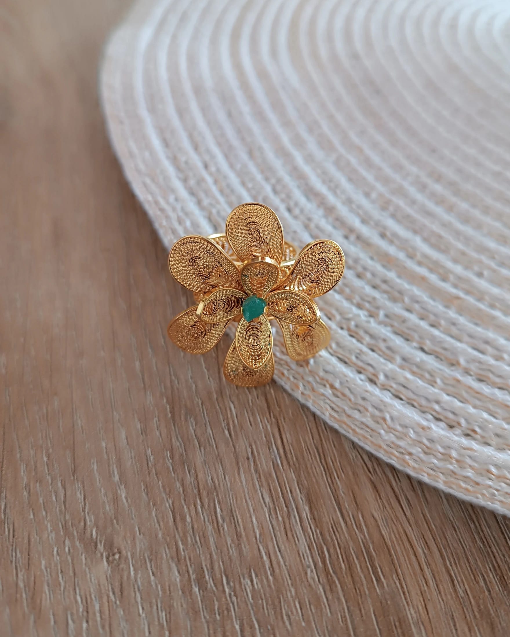 Anillo maxi en filigrana con esmeralda Belen - imagen 4