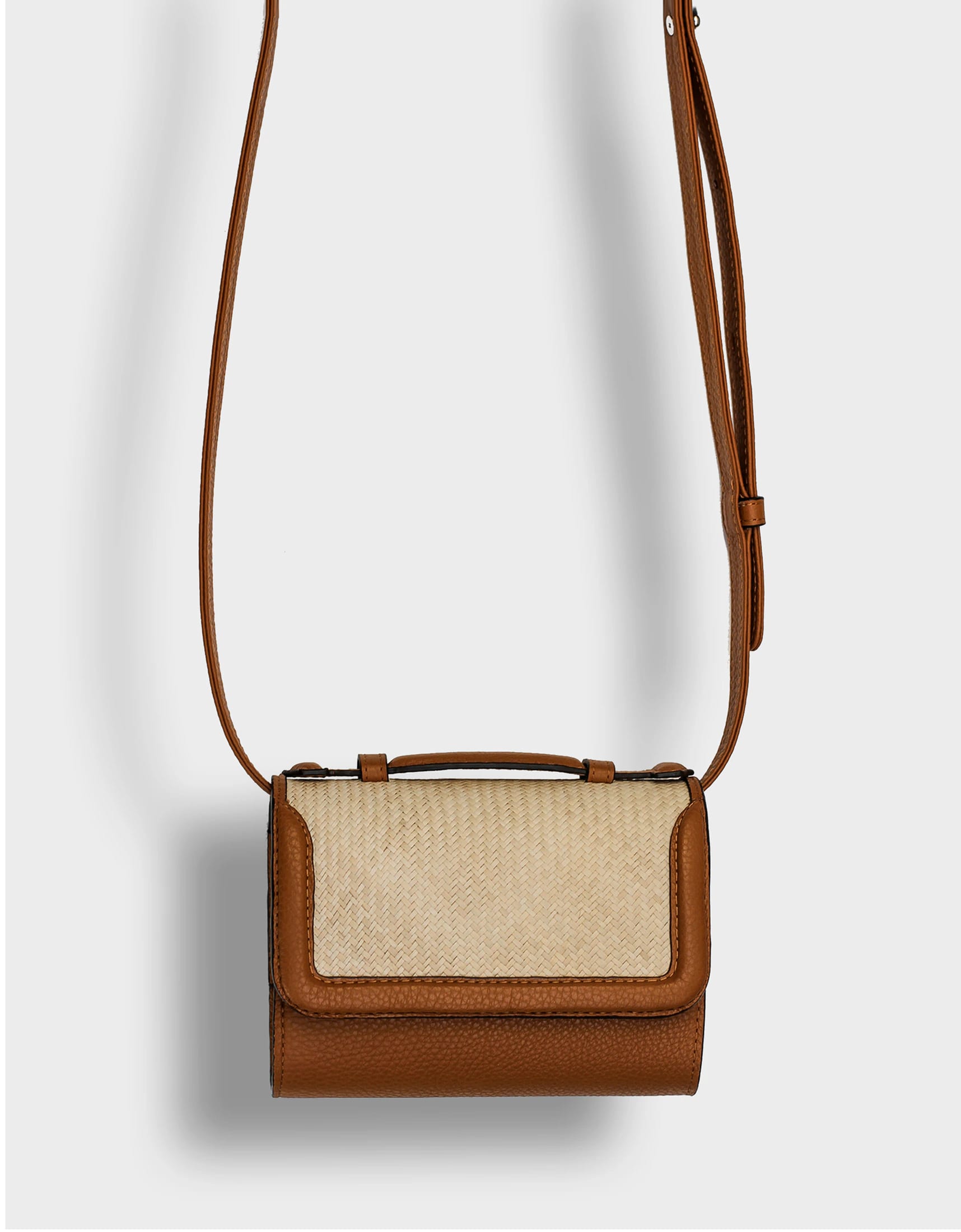 Iraca Belt bag - Camel (3 in 1 convertible) - imagen 14