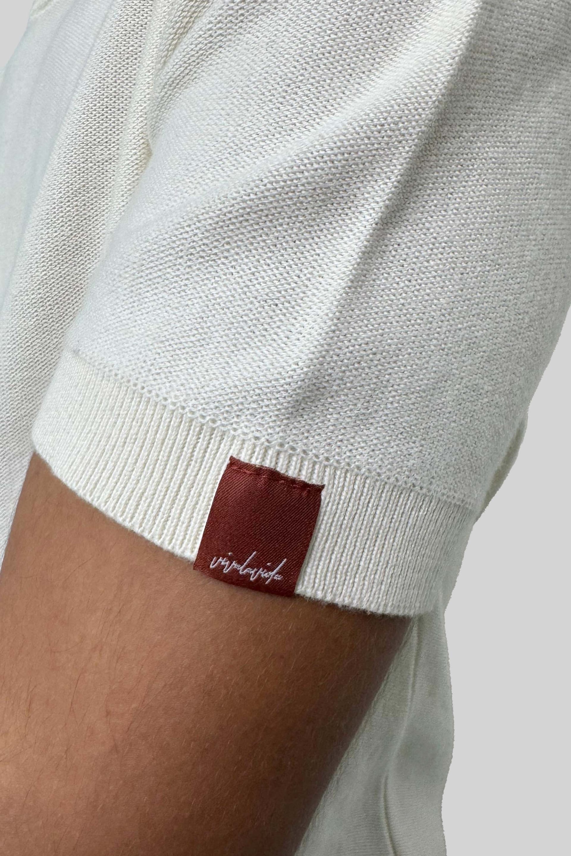 CREW NECK TEJIDA OFF WHITE - imagen 3