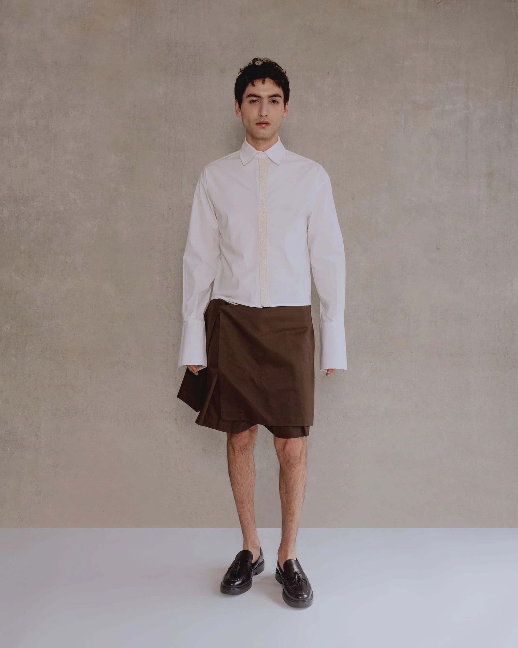 Front Row White Shirt - imagen 1