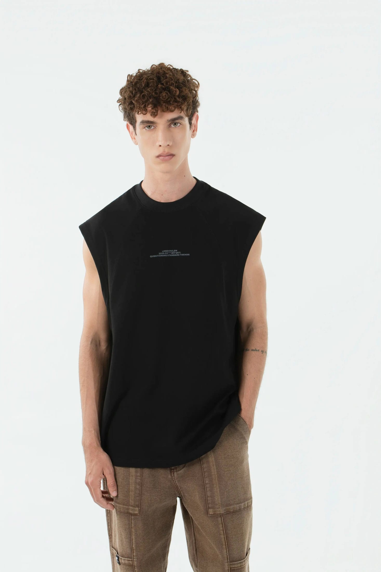 CAMISETA MANGA SISA COLOR NEGRO - imagen 3