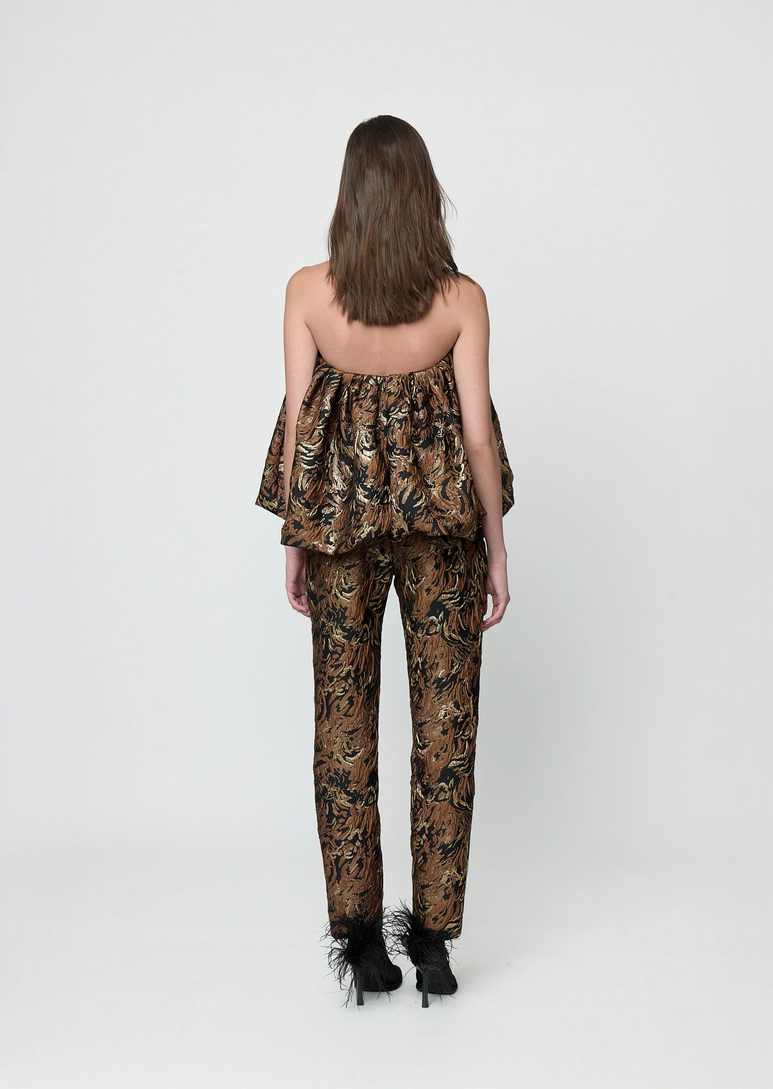 Gen Bustier - imagen 4