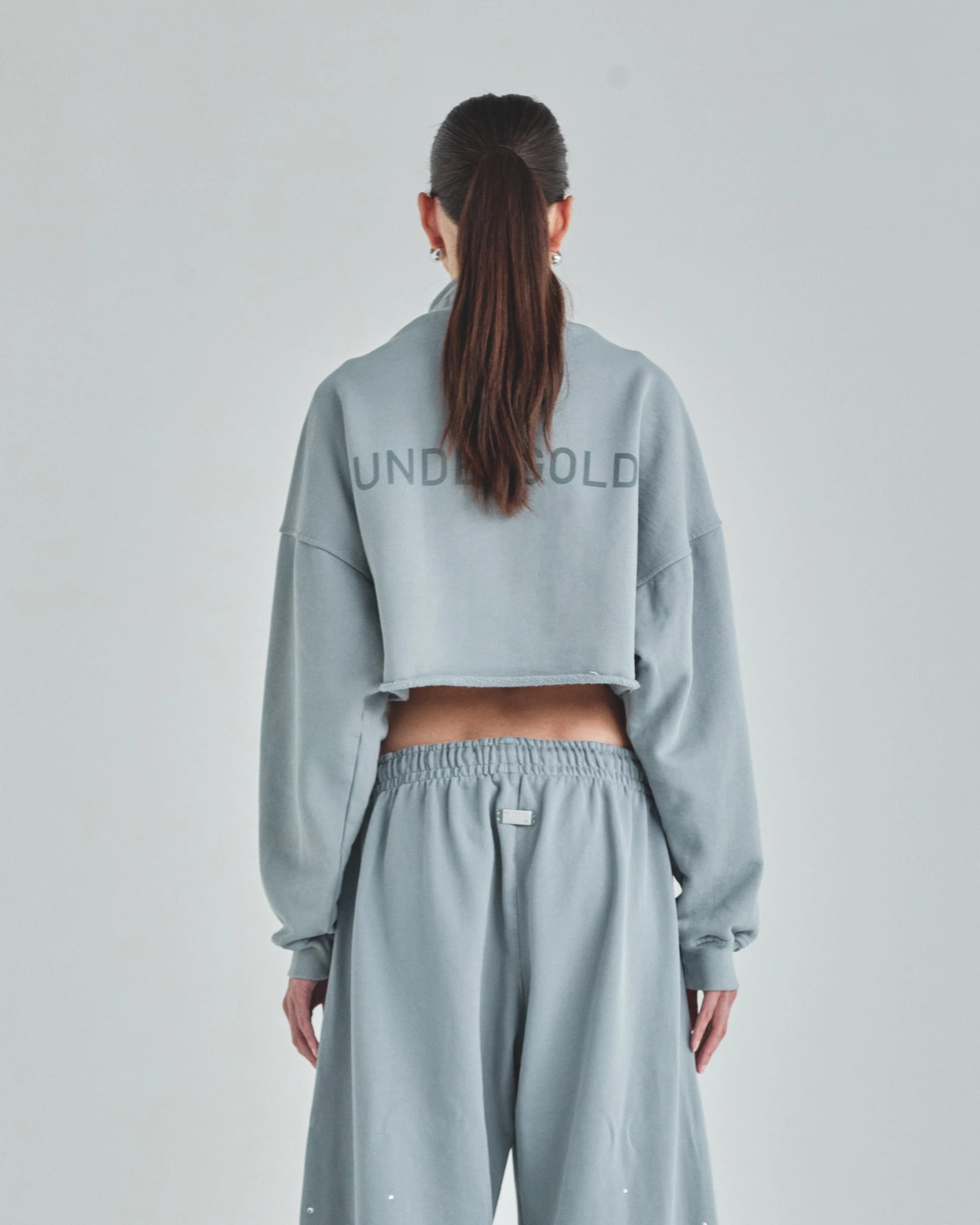 W Act 1 UNDGLD Crewneck Light Gray - imagen 7