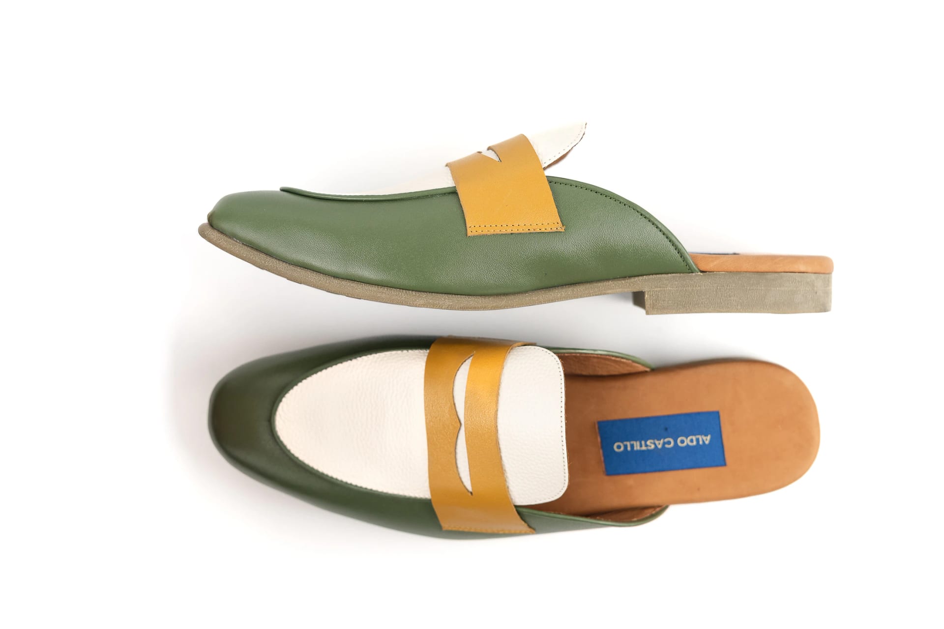 LOAFERS MULES EN VERDE CON AMARILLO - imagen 2