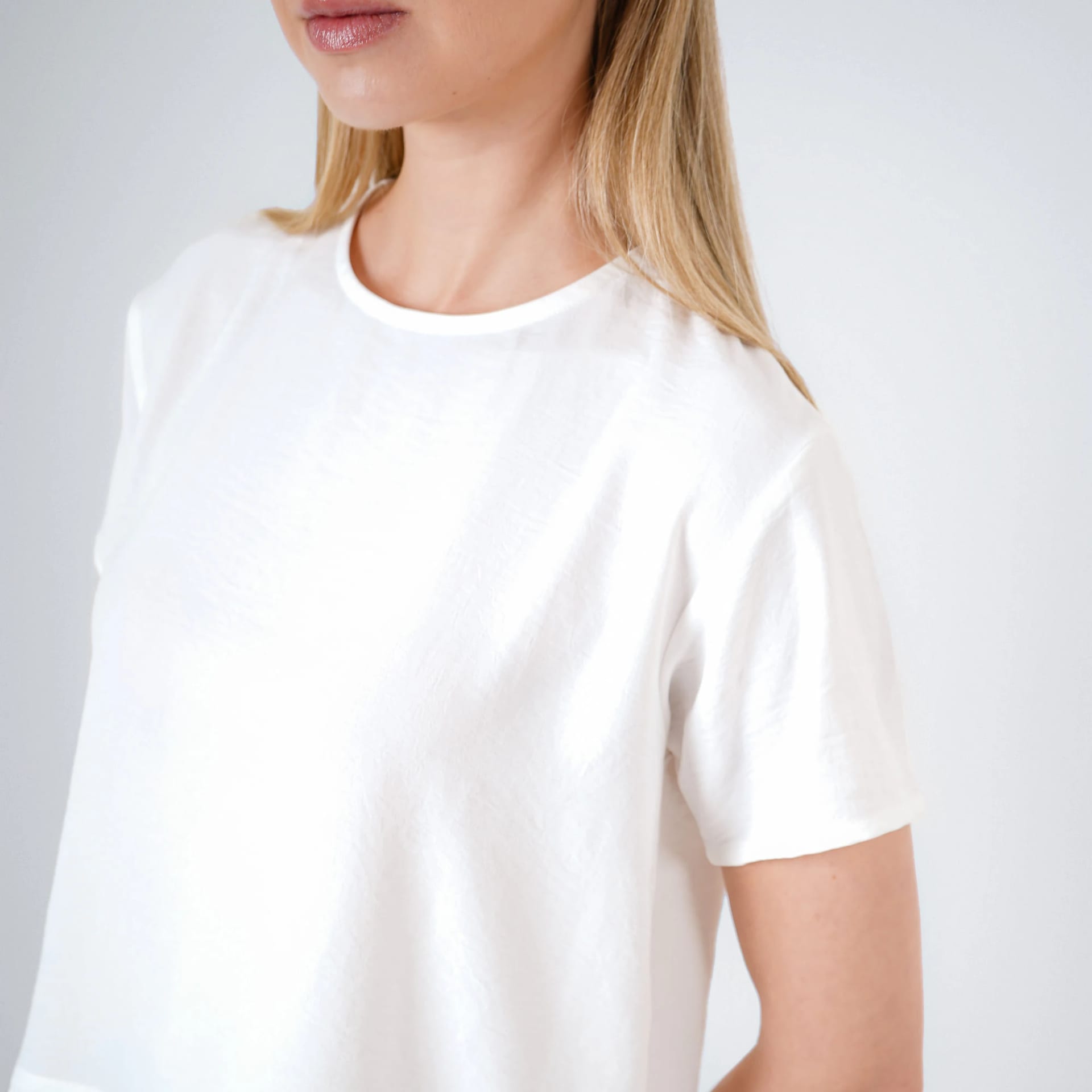 Blusa Cuello Redondo Manga Corta - imagen 4
