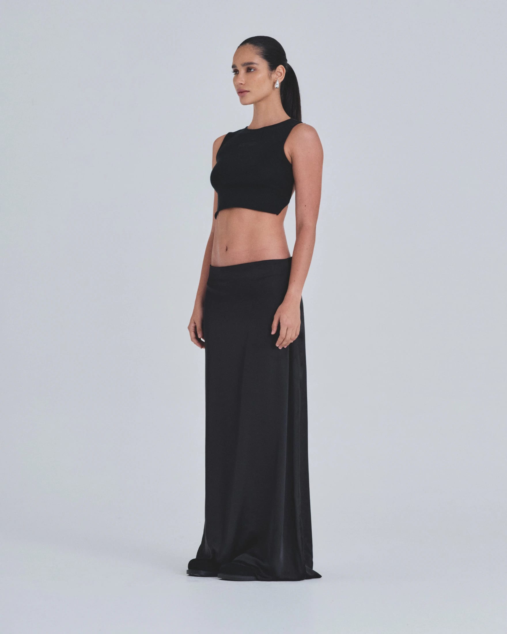 Basics Silk Long Skirt Black - imagen 5