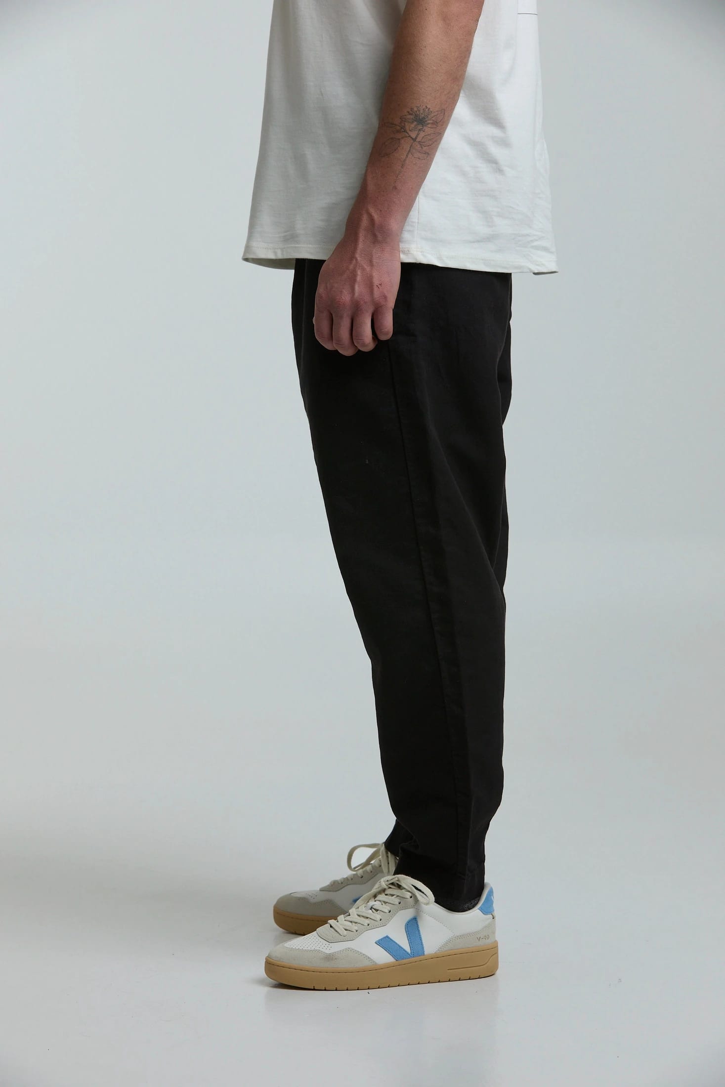 Pantalón Carrot Negro - imagen 4