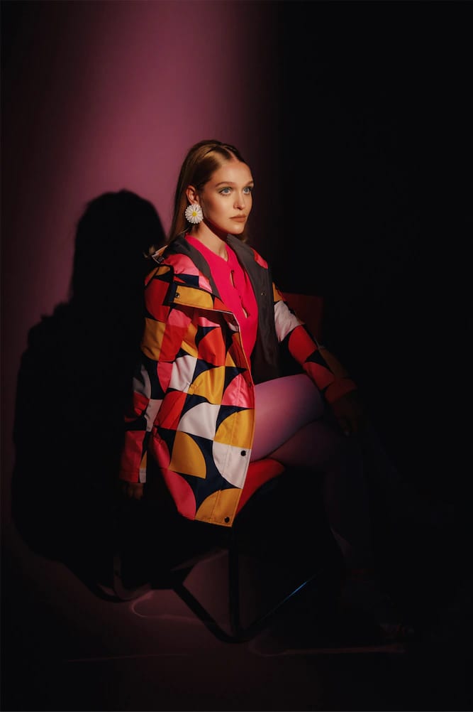 RAINCOAT SUNSHINE (PRE-ORDER) - imagen 1