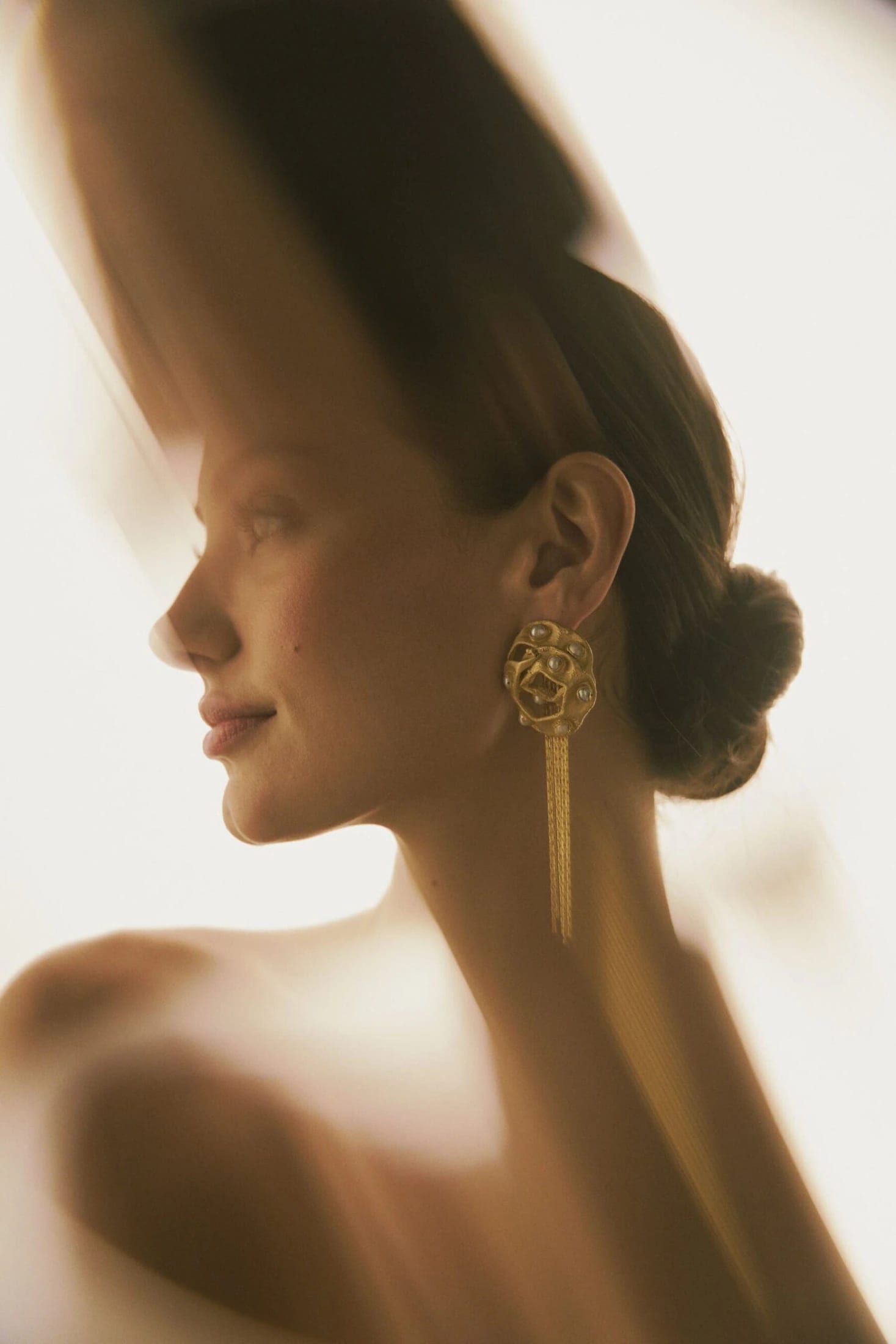 ARETES ACACIA CON PERLAS Y CADENAS - imagen 2