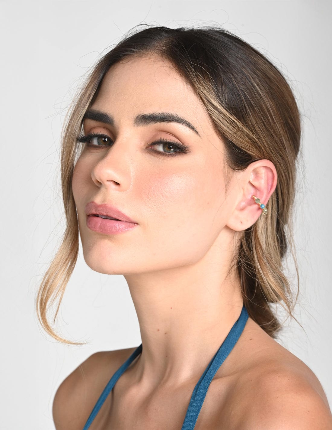 Ear Cuff Jazmin Mint Green + Ochre - imagen 1