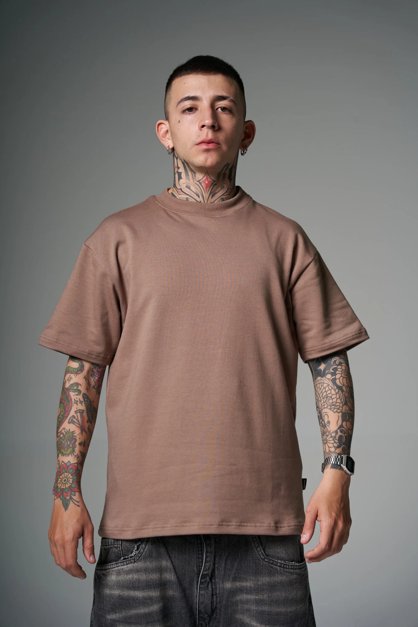 CAMISETA TAUPE OVERSIZE SVG 260 GRAMOS 14491 - imagen 2