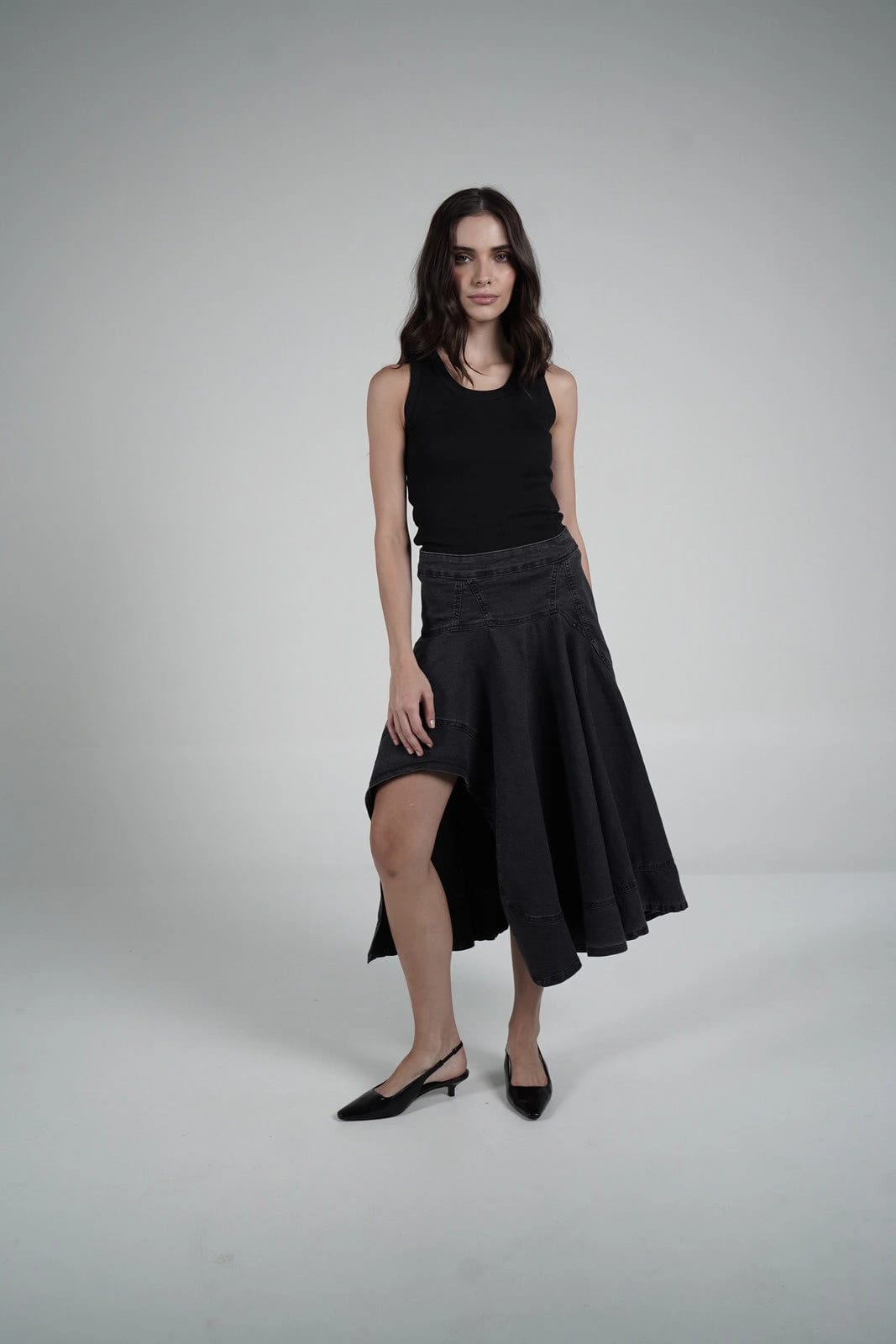Black asymmetrical skirt - imagen 4