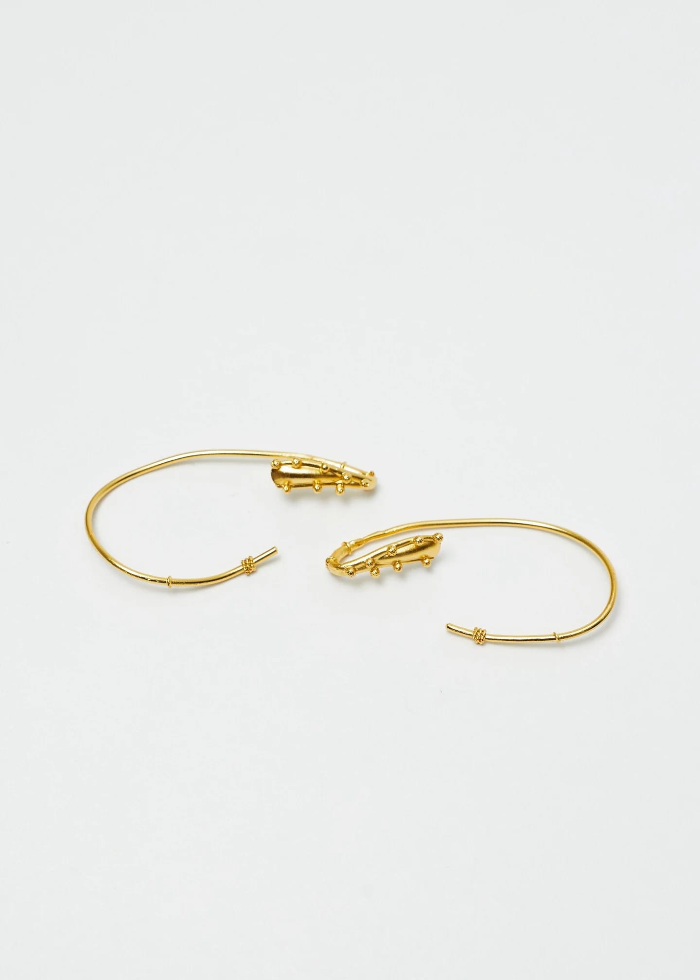 Earcuff Estambre Dorado - imagen 4