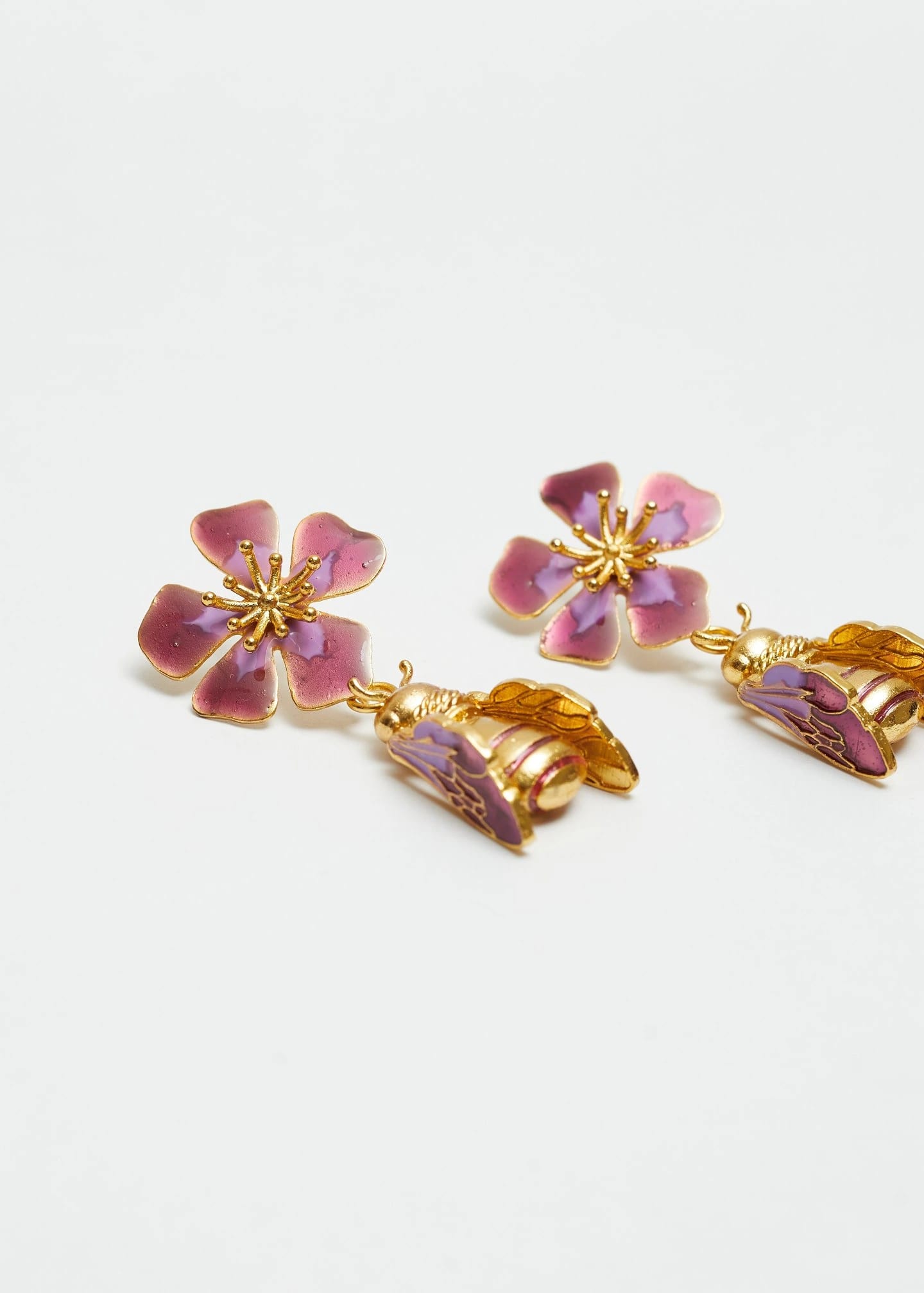Aretes Bee Kind Ultravioleta - imagen 3