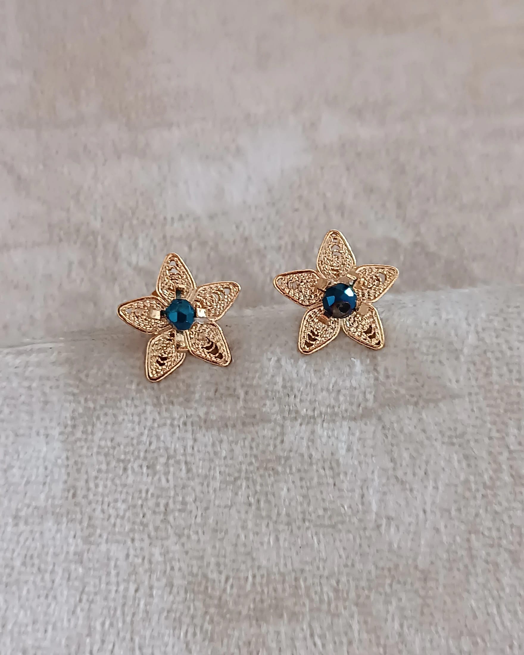 Aretes mini filigrana y cristal azul, Estrellita - imagen 4