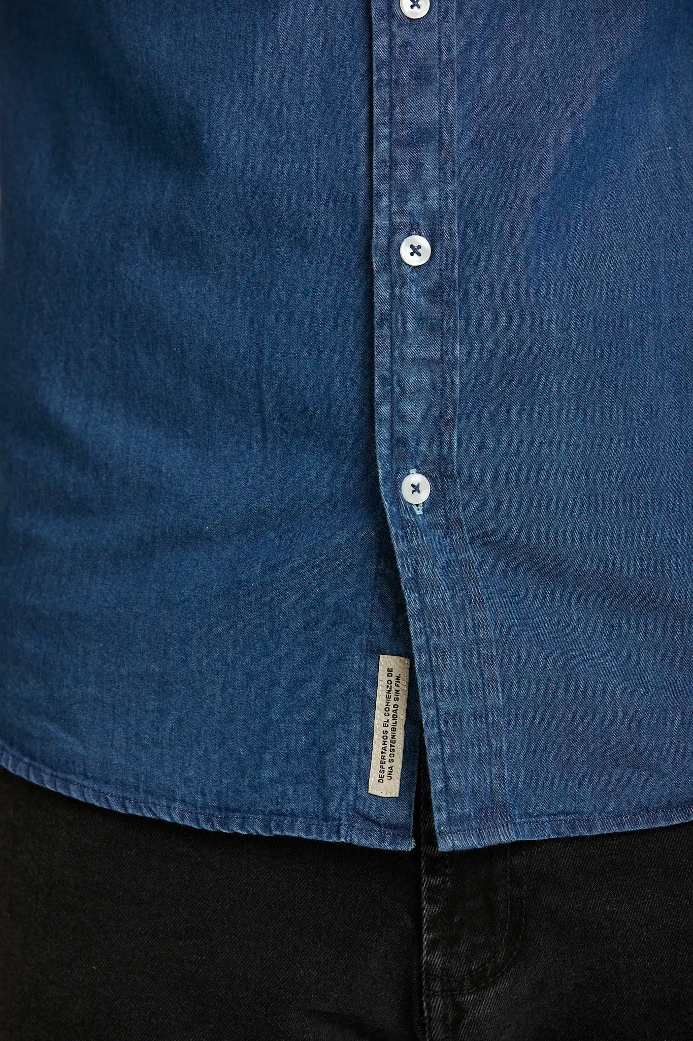 Camisa Jean Button Down Azul Medio - imagen 6