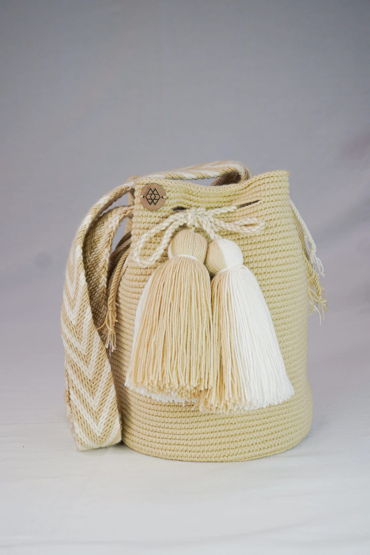 Mochila Unicolor Mediana - imagen 42