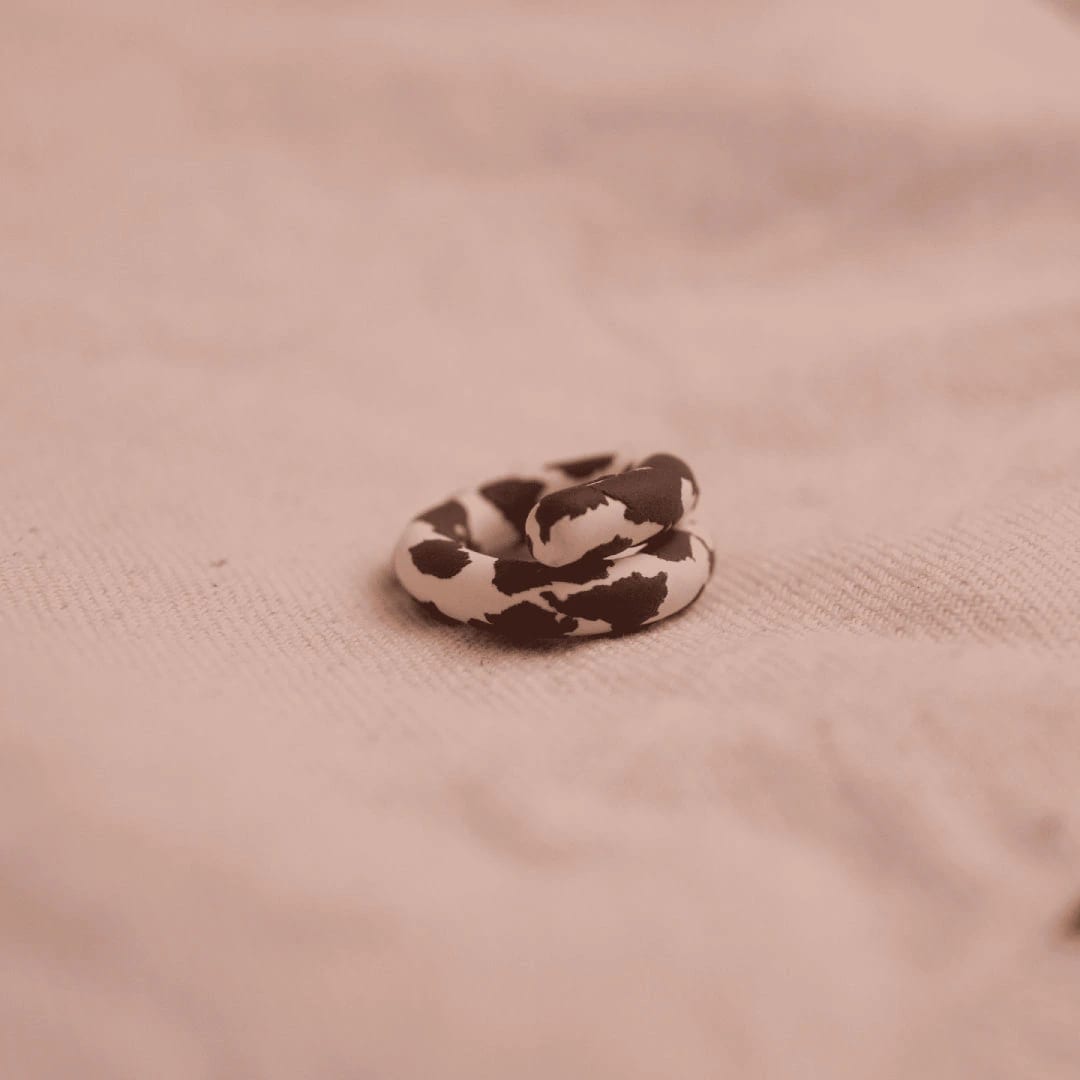 Anillo Isa Cow Print - imagen 2