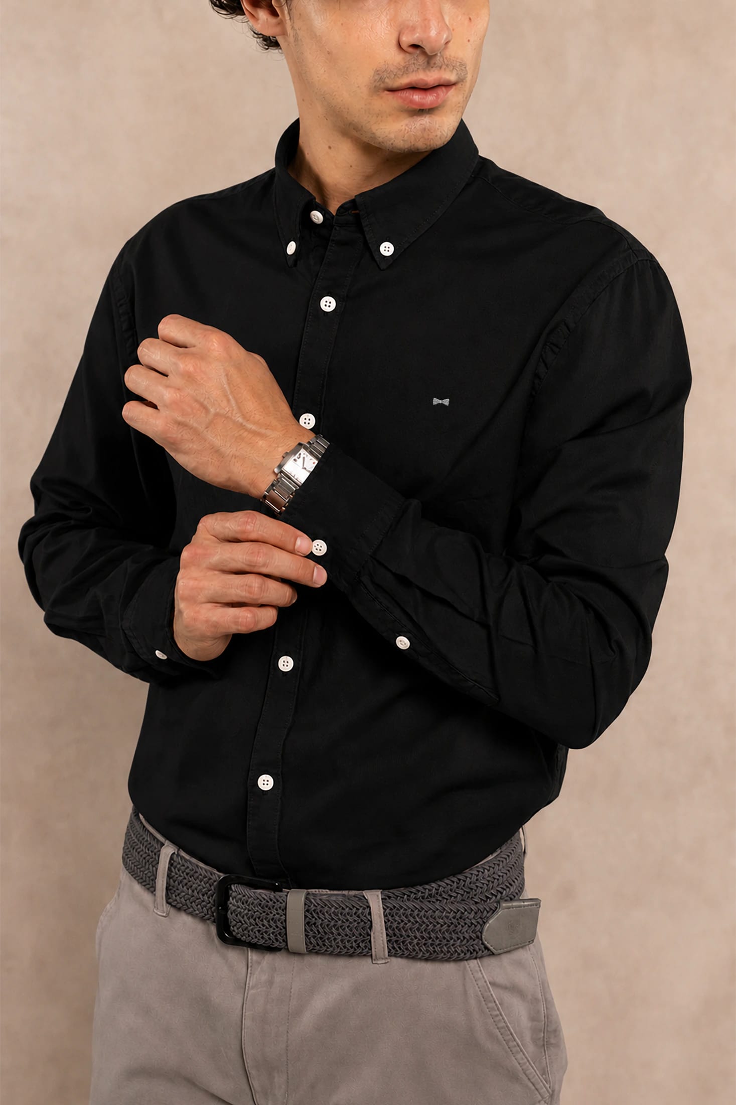 Camisa Antimanchas Popelina Negro Logo Gris Claro - Talla Regular - imagen 4