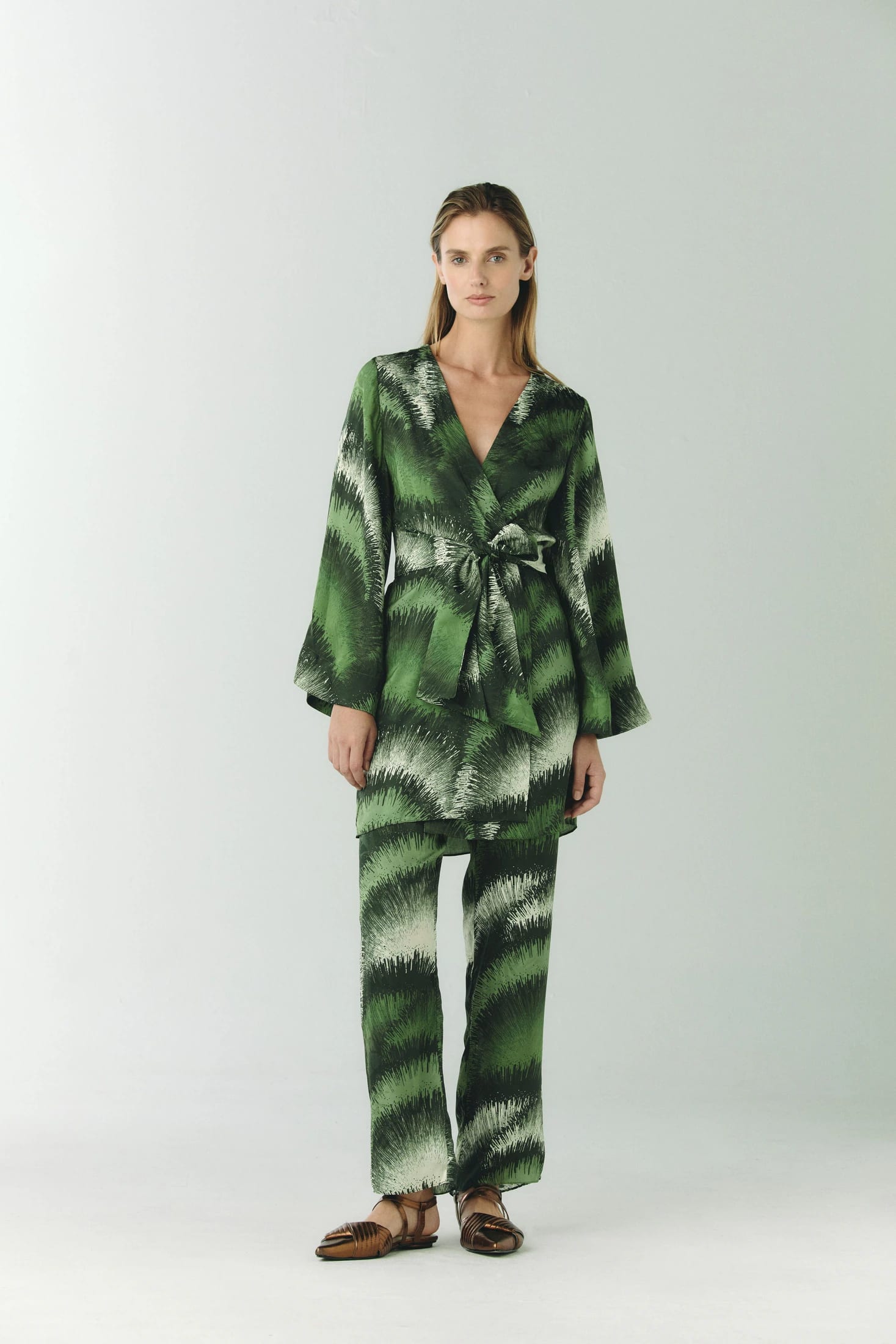Joaquina Silk Jacquard Mini Kaftan / Green Brushed - imagen 3