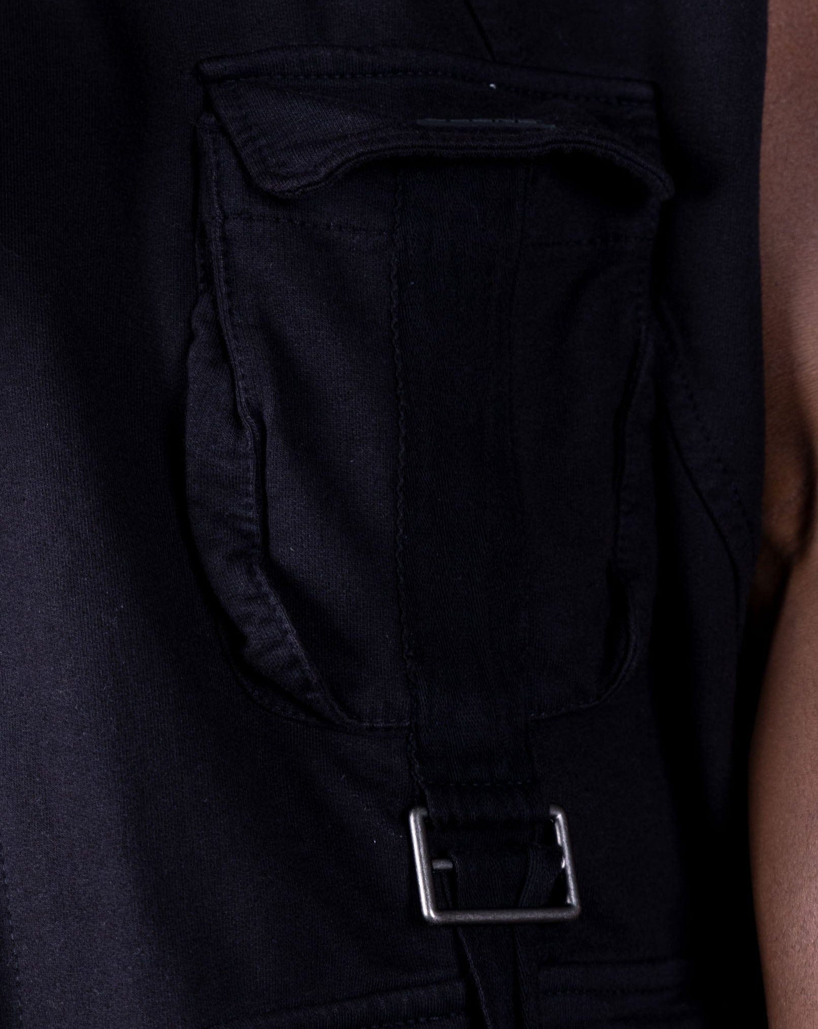 Chaleco Unisex Oversize-Negro - imagen 9