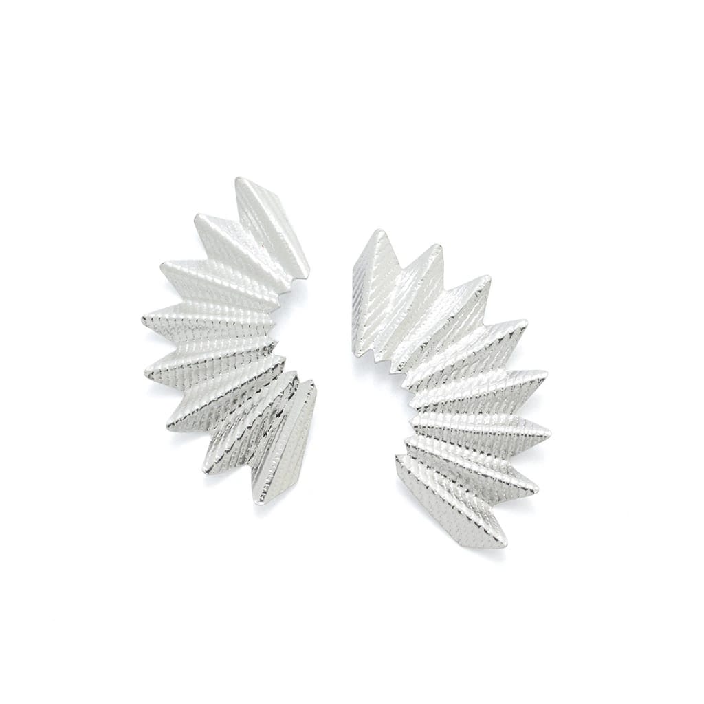 ARETES ABANICOS PEQUEÑOS PLATEADOS - imagen 1