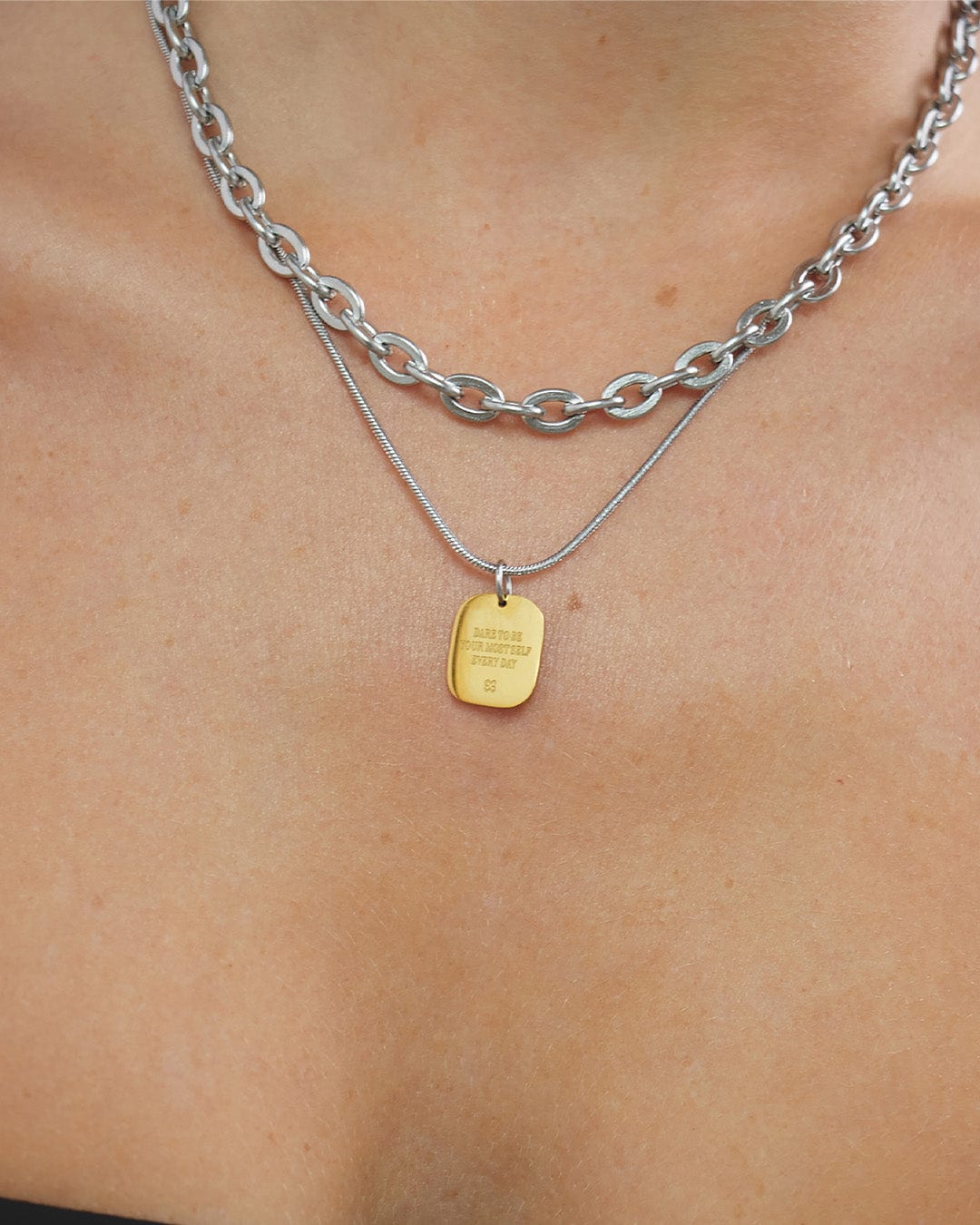 Collar Doble Dije Oro - Acero Inoxidable - imagen 3