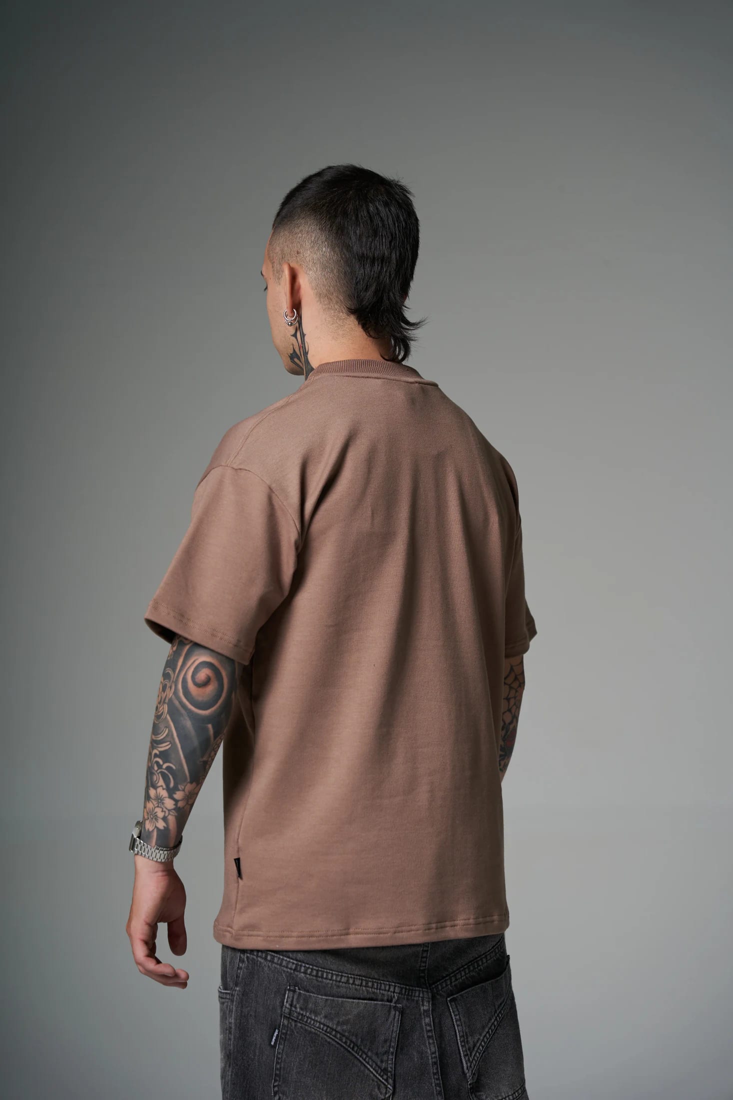 CAMISETA TAUPE OVERSIZE SVG 260 GRAMOS 14491 - imagen 6