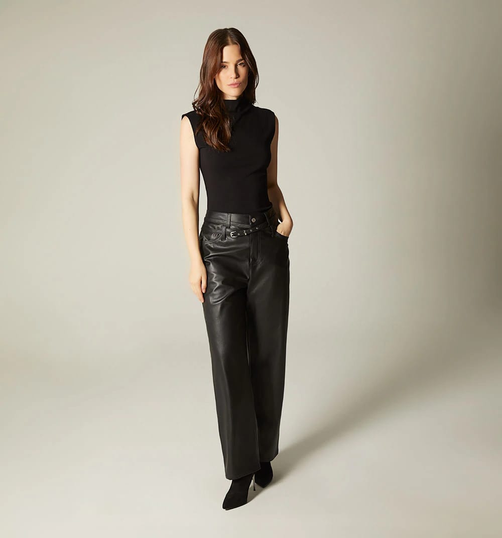 Pantalon loose fit correa en pu - imagen 1