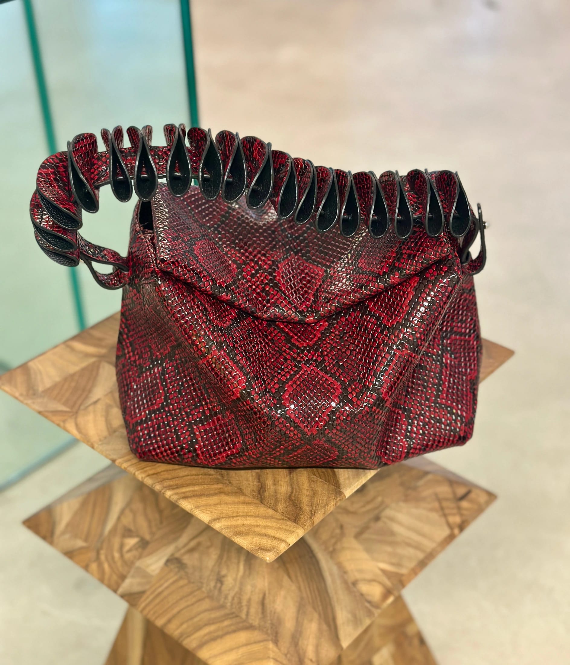 Ana bag waves strap - tessitura- cowhide - imagen 3