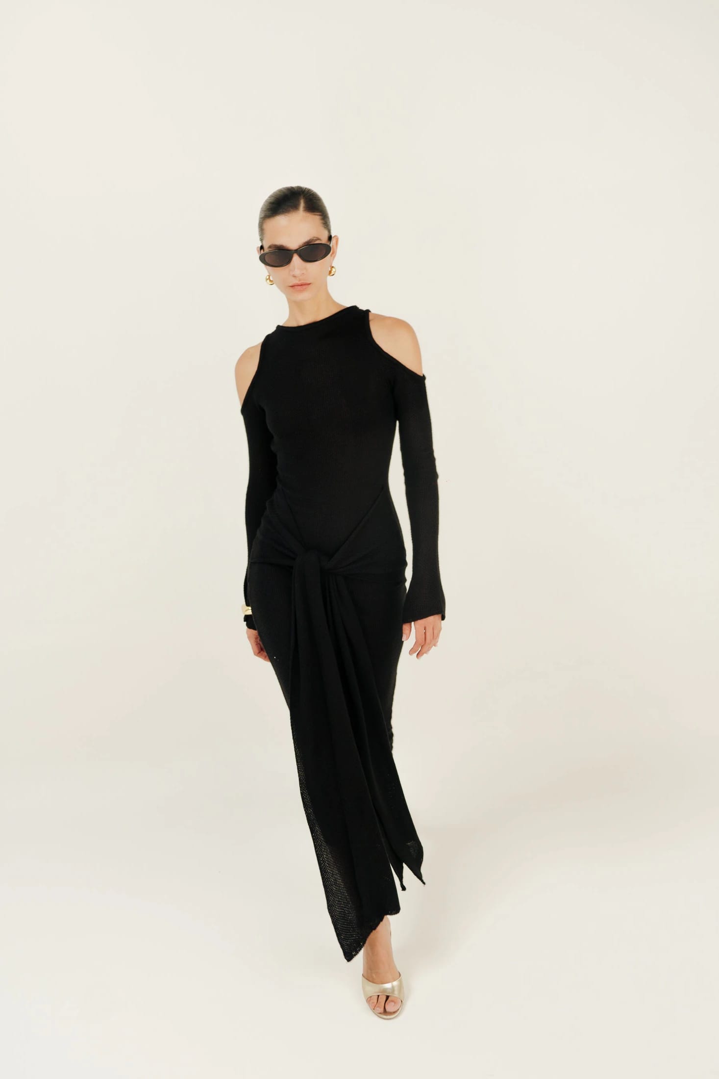 VESTIDO VOLVER AL VALLE - BLACK - imagen 4