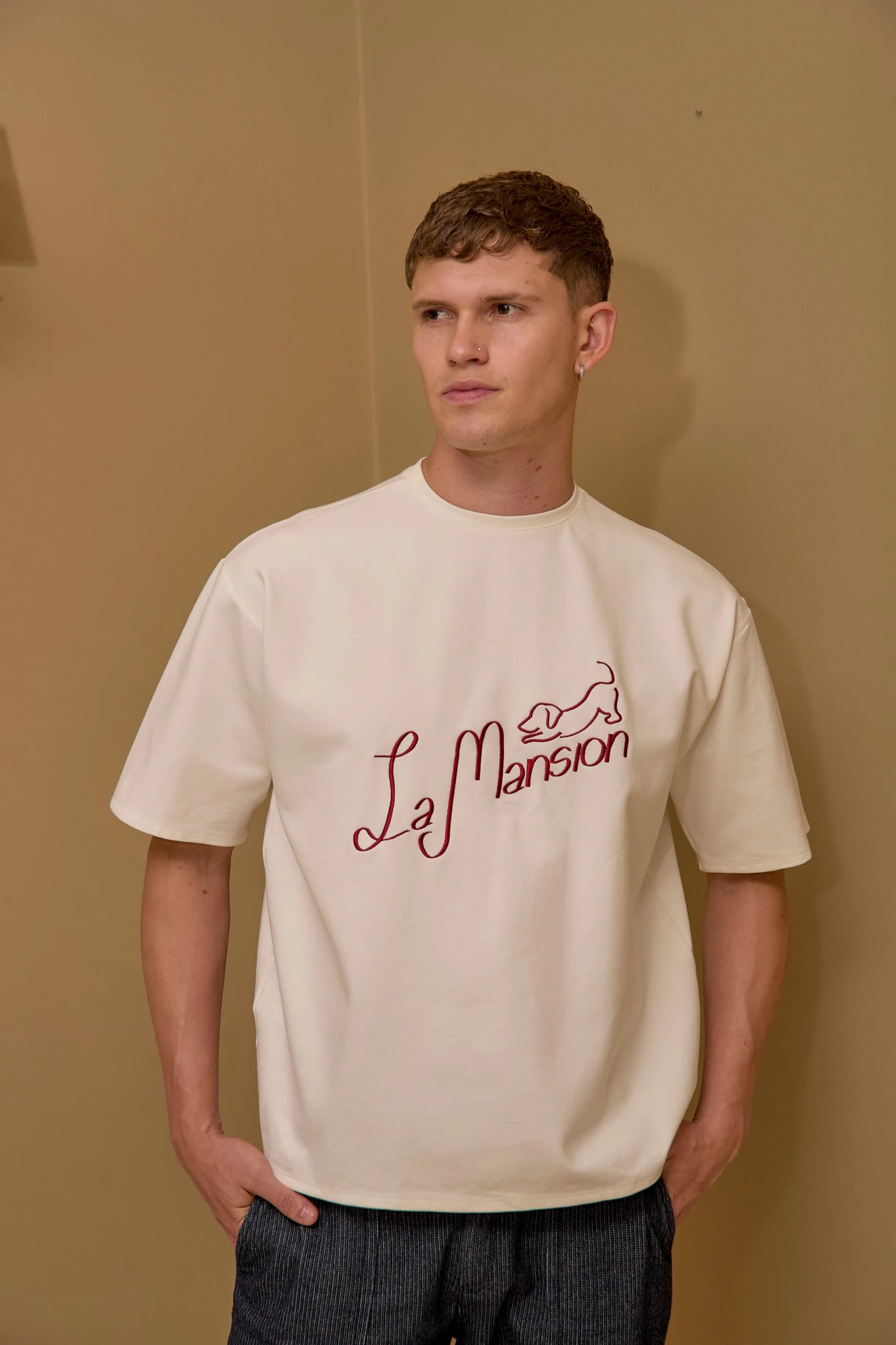 Camiseta LaMansión Negro - imagen 2