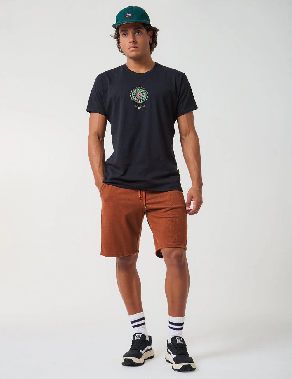 Camiseta Regular Fit Ojo de Árbol negro Hombre - imagen 1