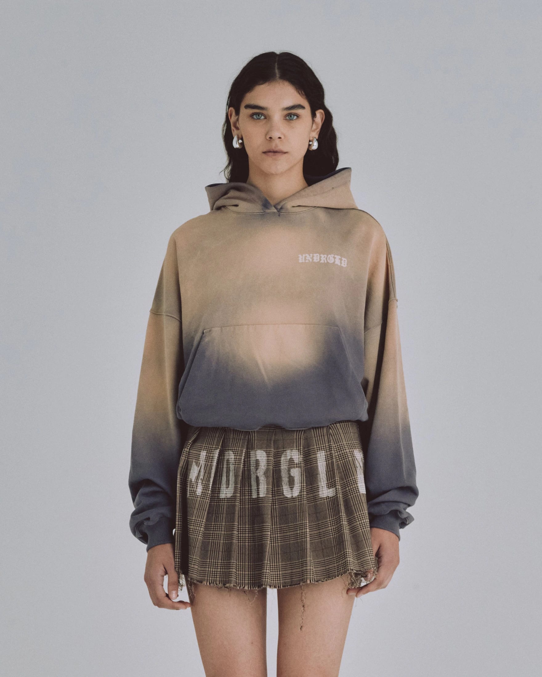 W 94' Fragments Boxy Fit Hoodie Dirty Brown - imagen 2