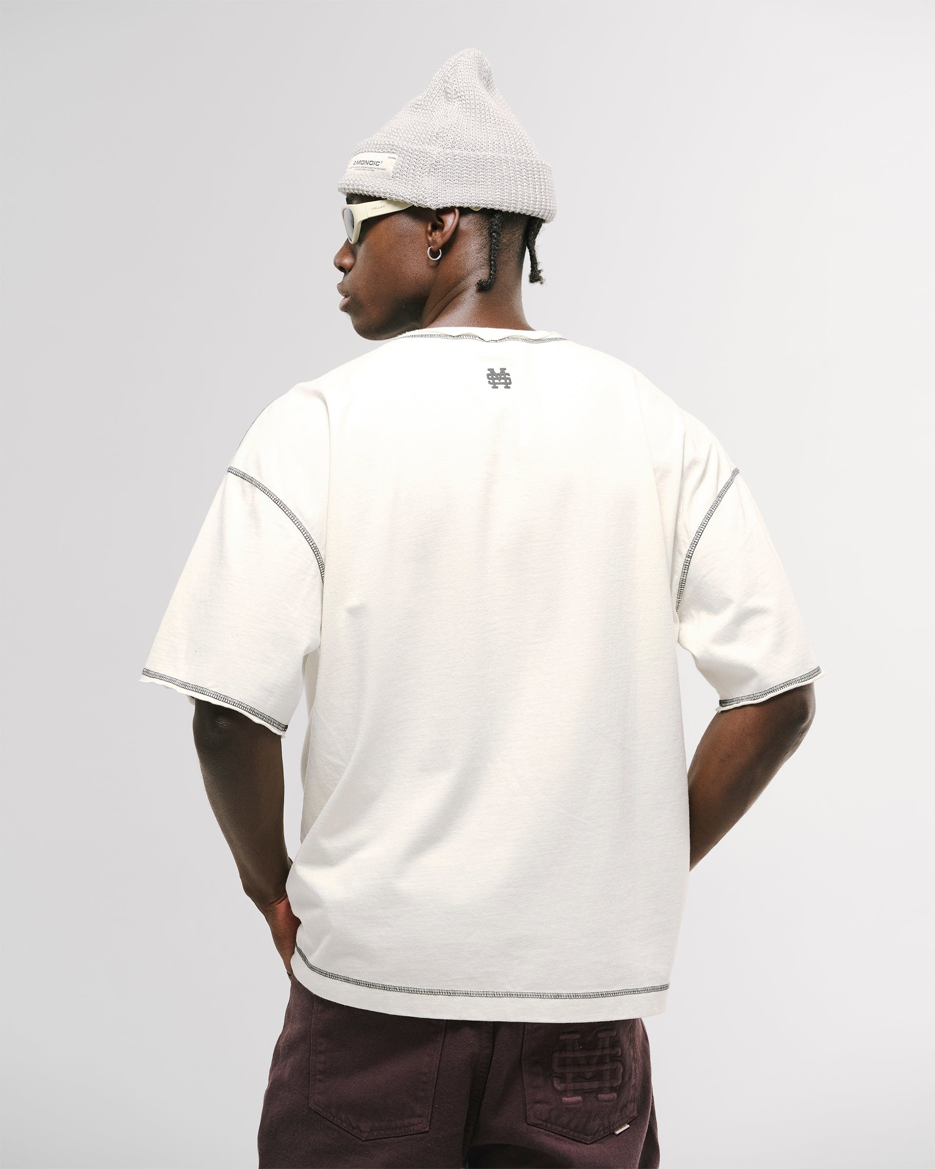 Camiseta Boxy Fit Design Collective - Off White - imagen 3