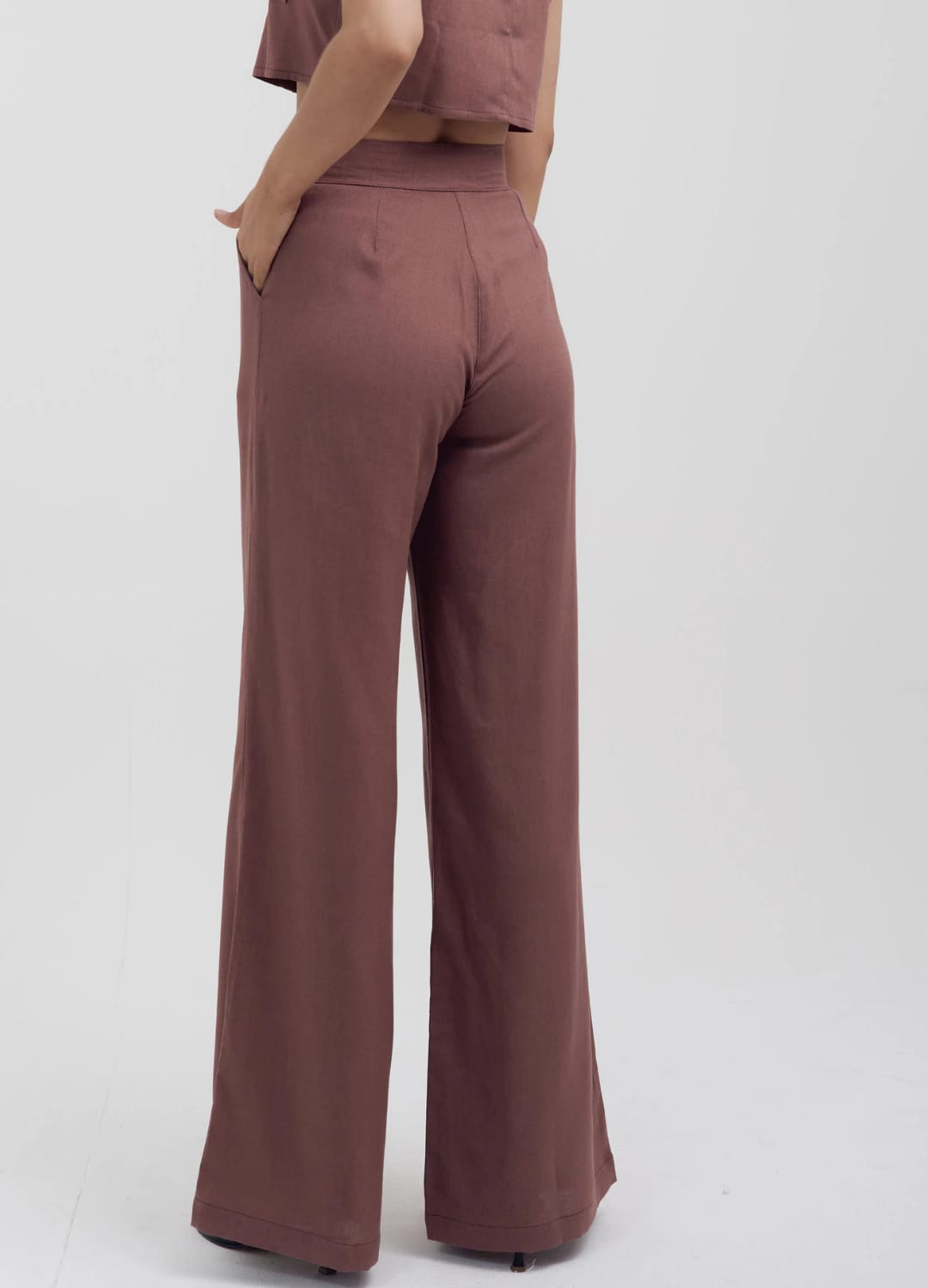 Pantalón Bota Ancha Café - imagen 2